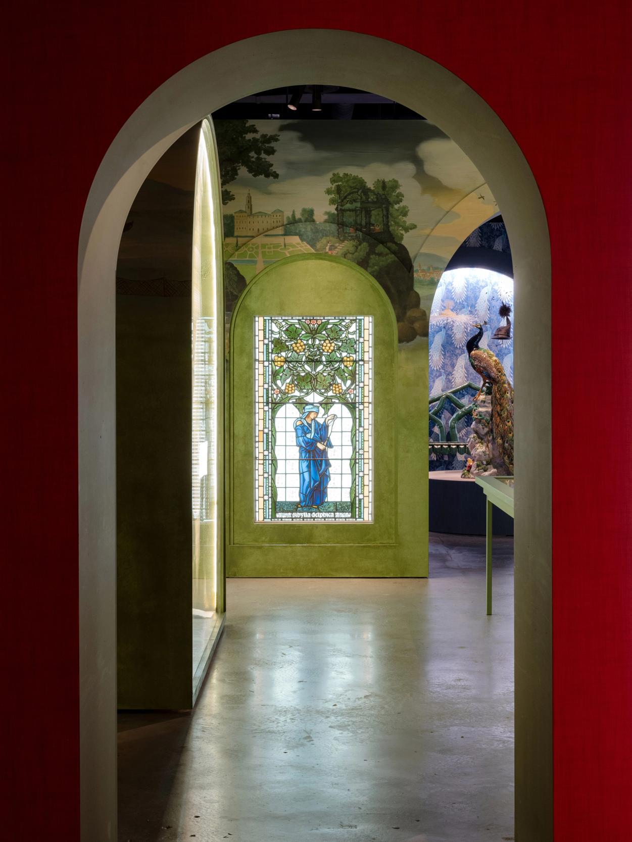 Arches in exhibition, from room to room.