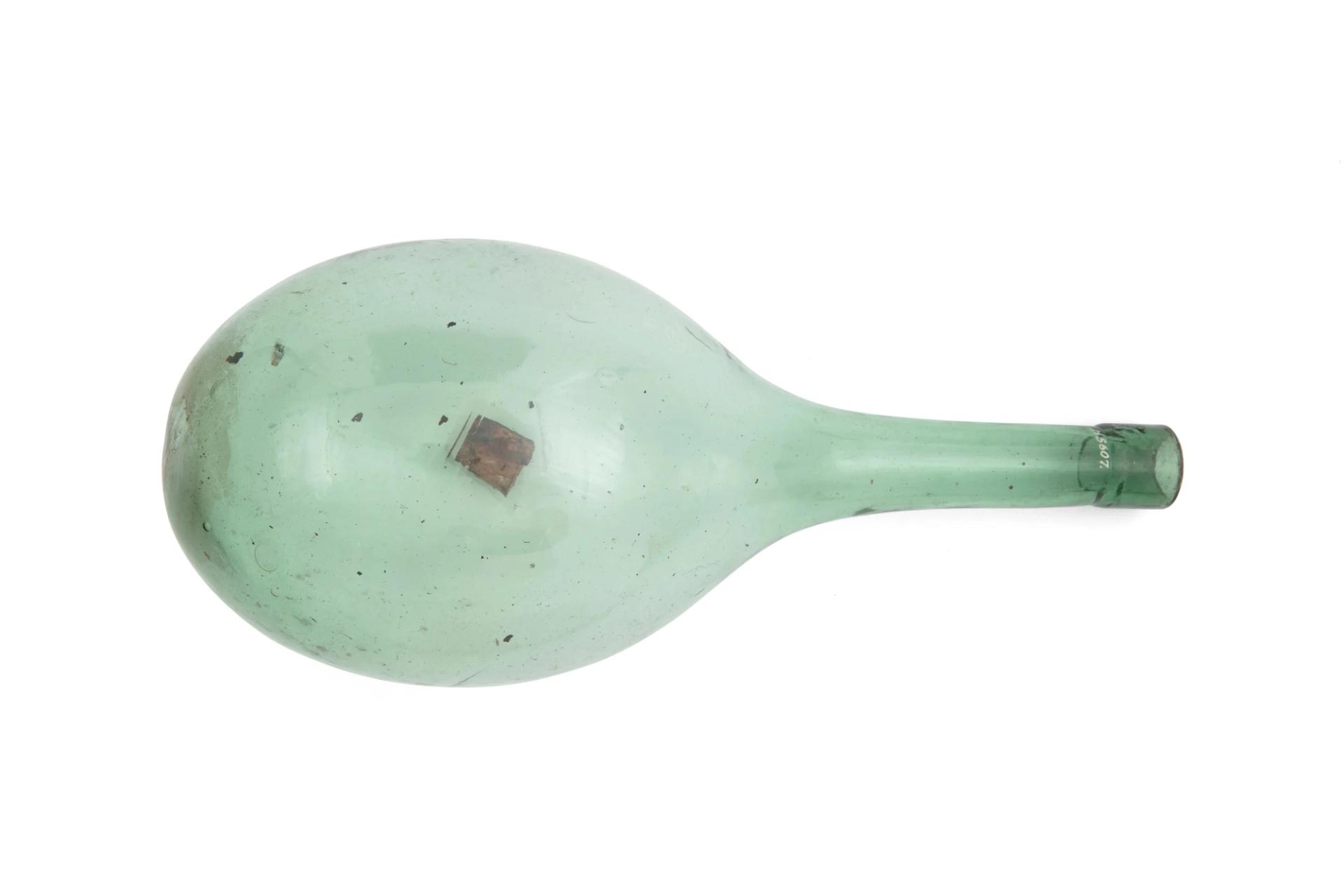 A wine glass with an egg-shaped body.