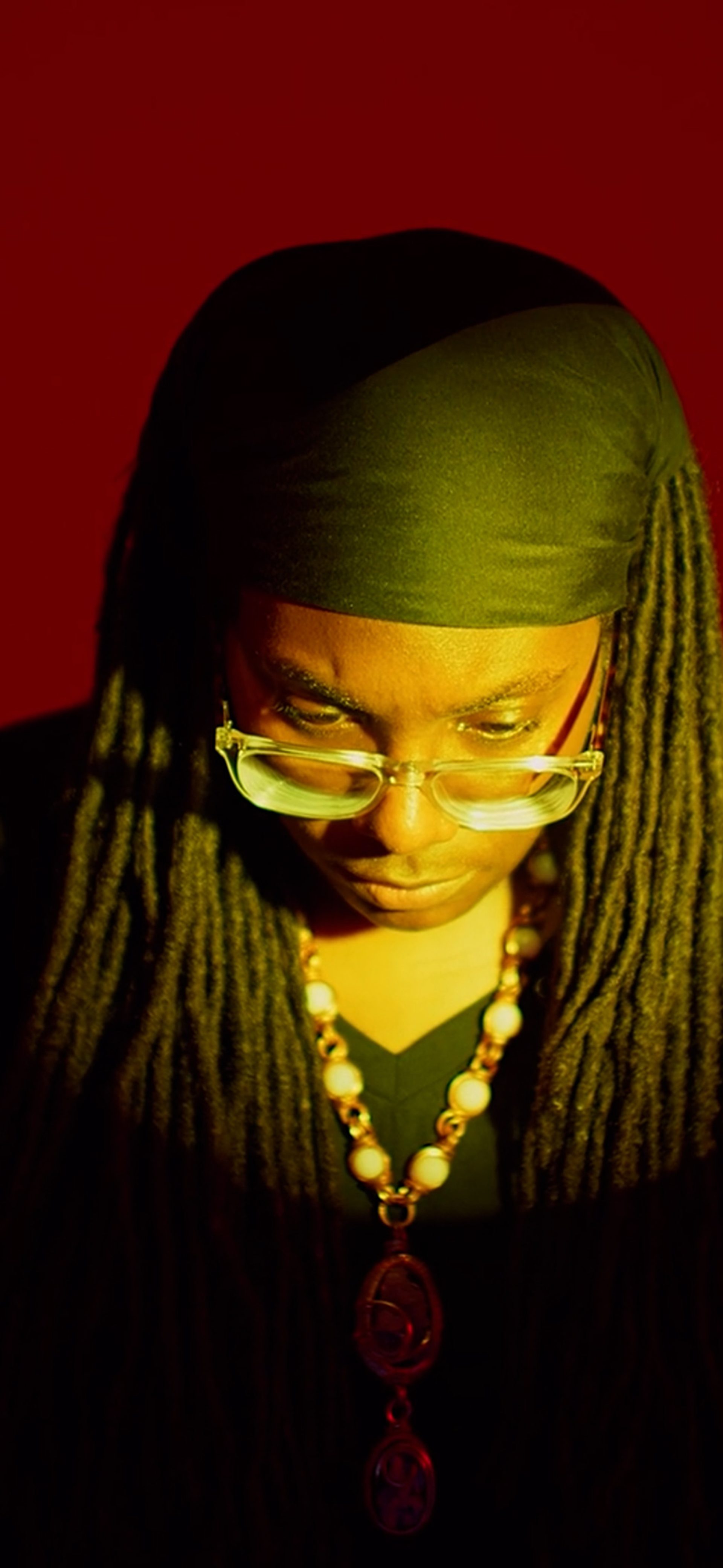 B12 — Jlin