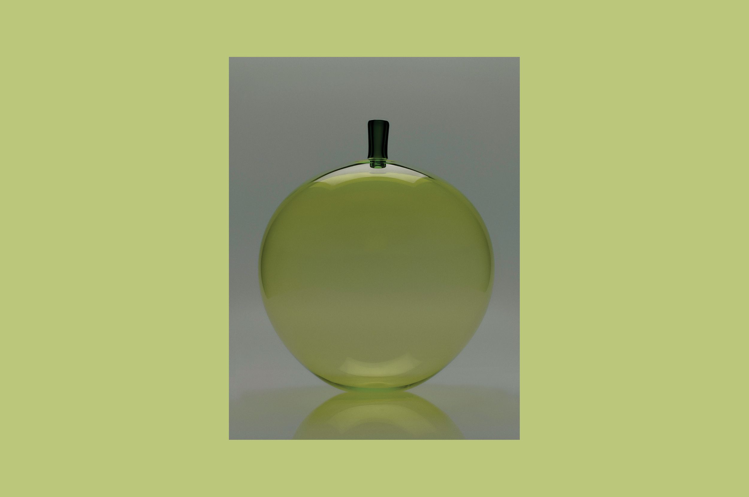 Glass apple