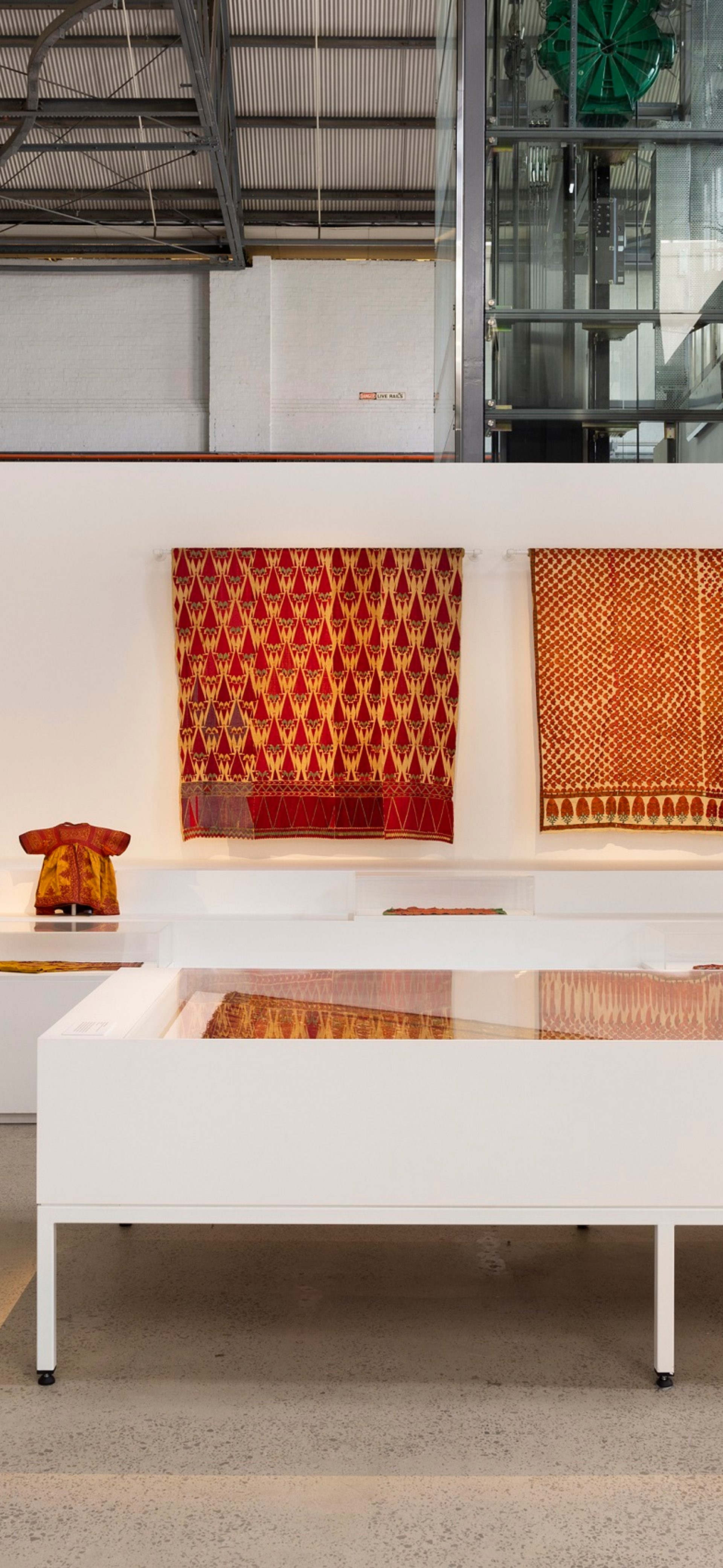 Designing Exhibition Themes