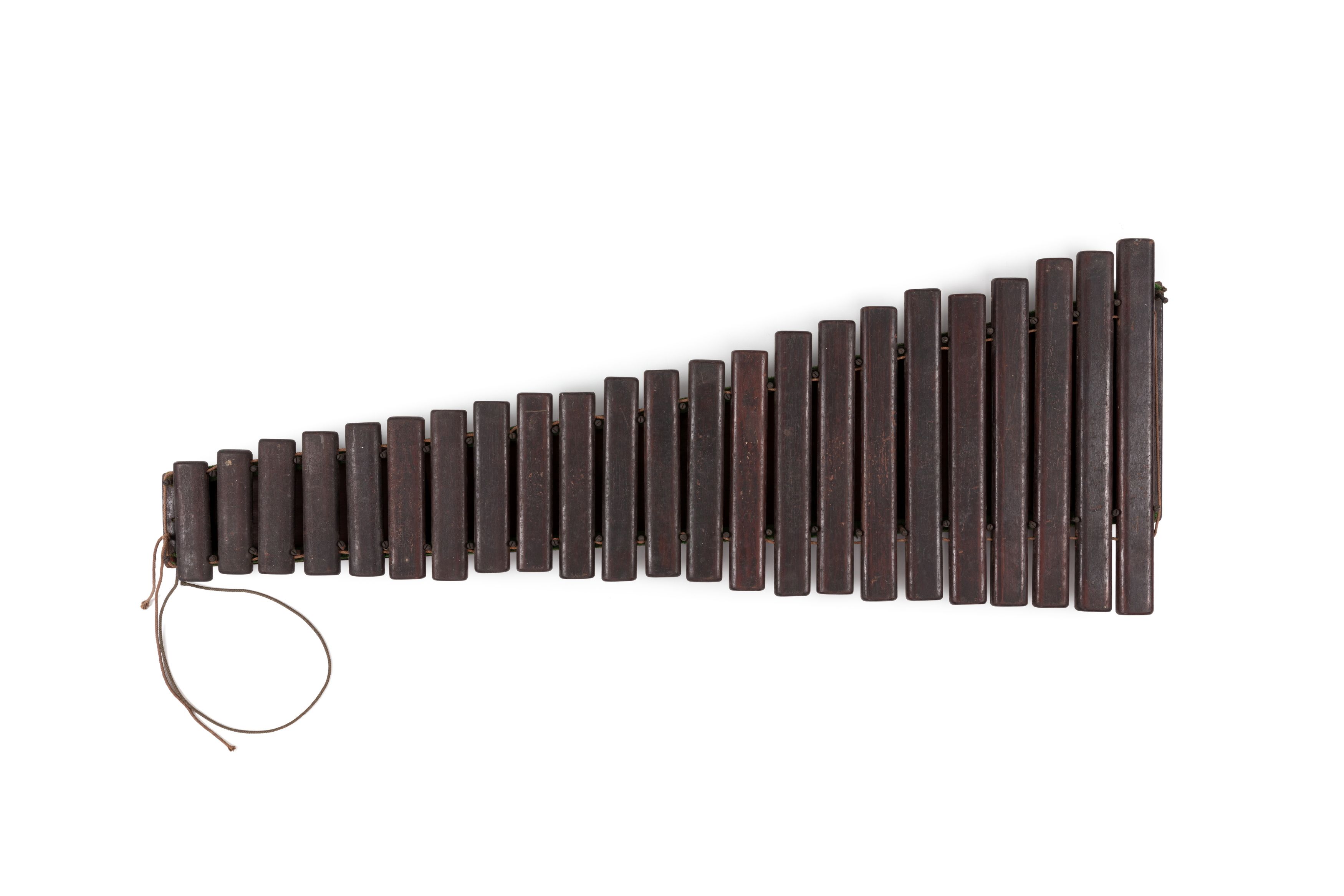 A wooden xylophone seen from above.