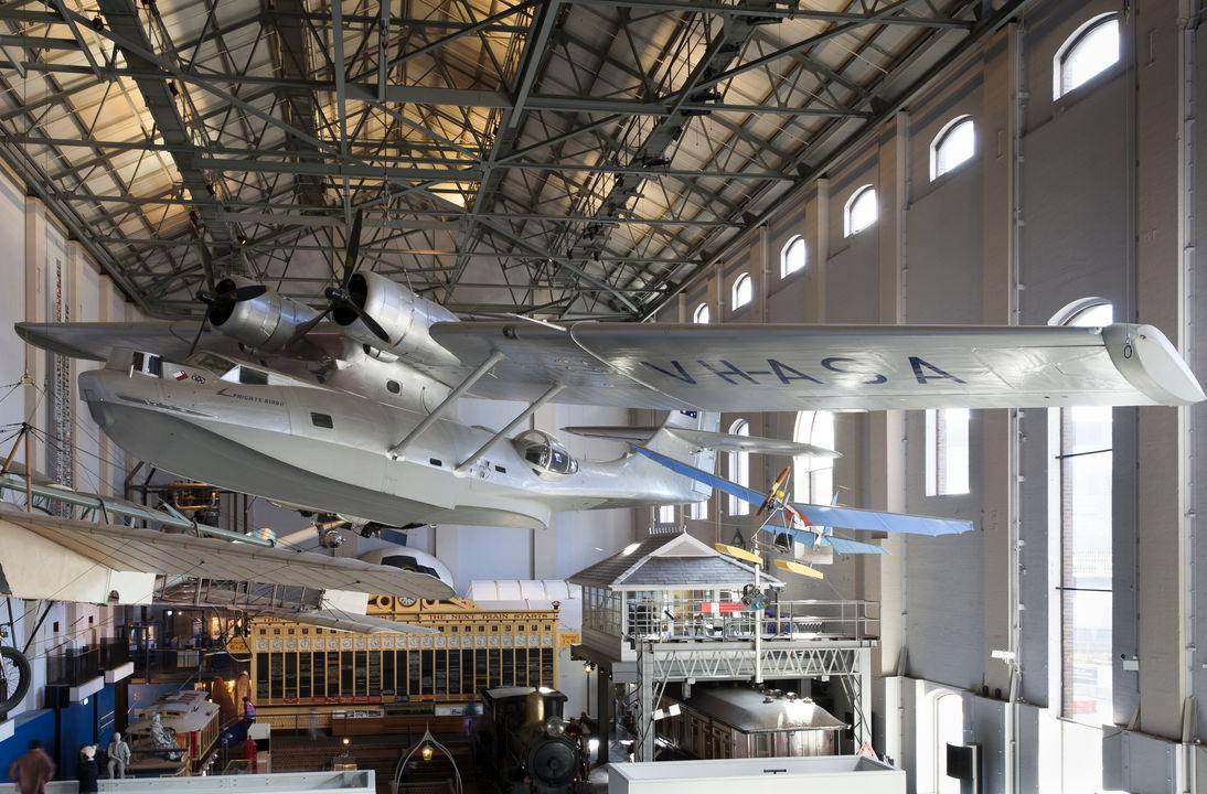 The Catalina is a twin-engined high-winged monoplane flying boat with retractable wing tip floats.