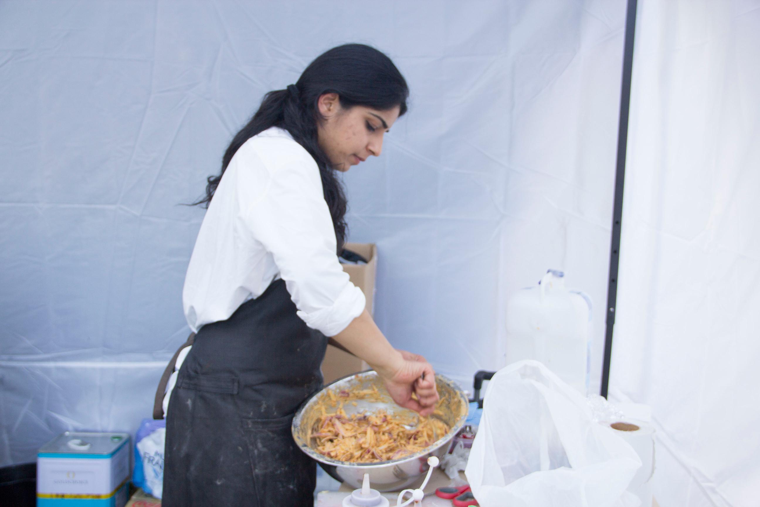 Behind the scenes of Gunjan Aylawadi working at her Indian Fritterie market stall Peri Pena