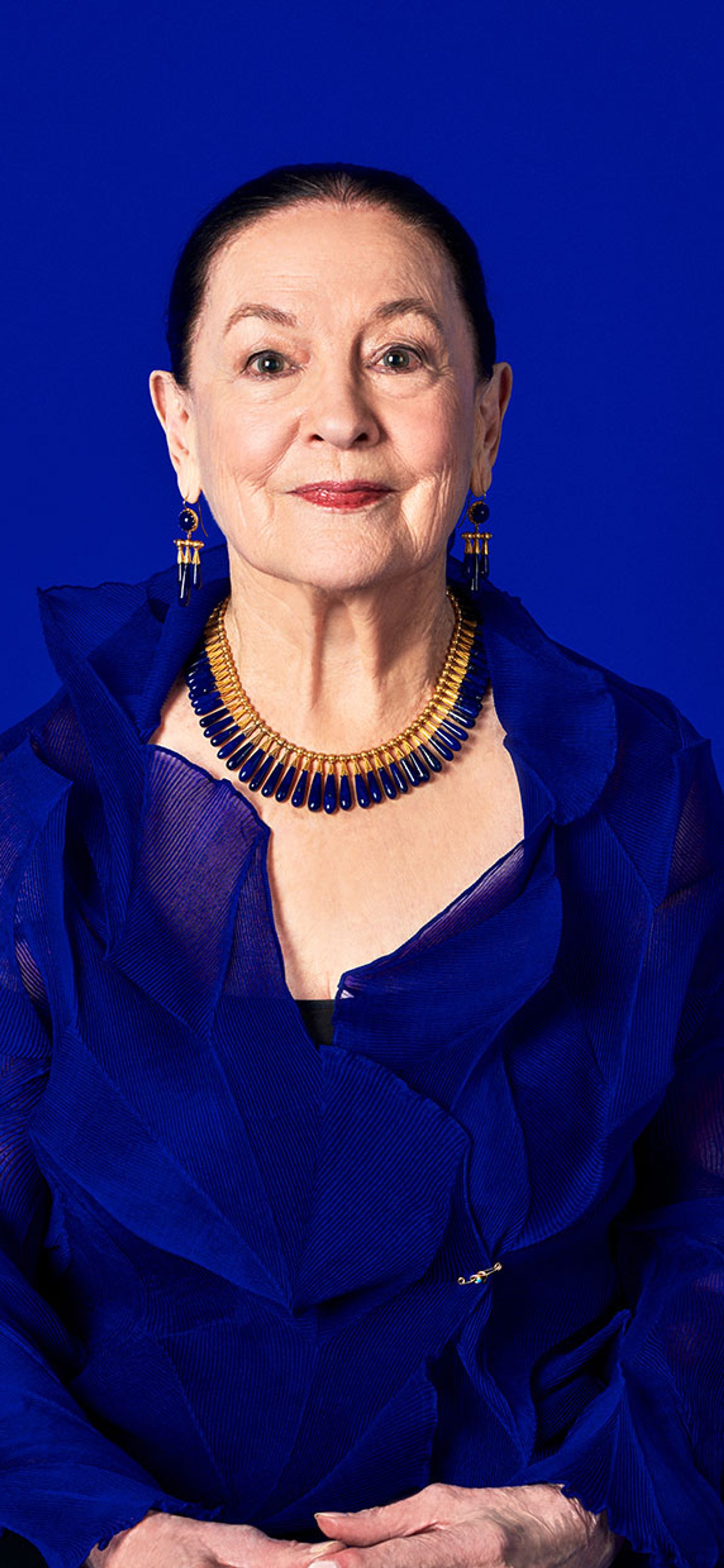 A Fine Possession: Jewellery and Identity