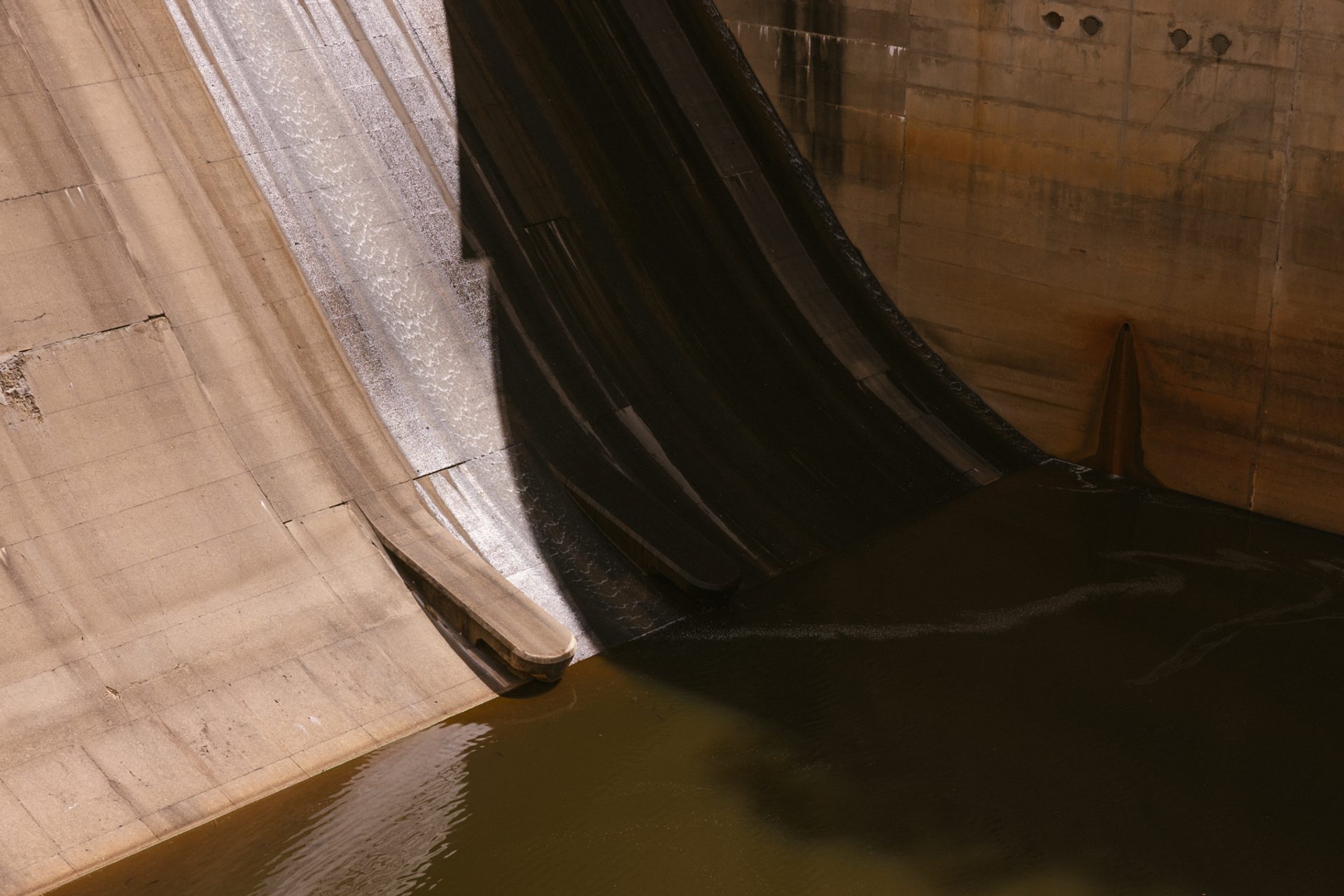 Base of Waragamba Dam