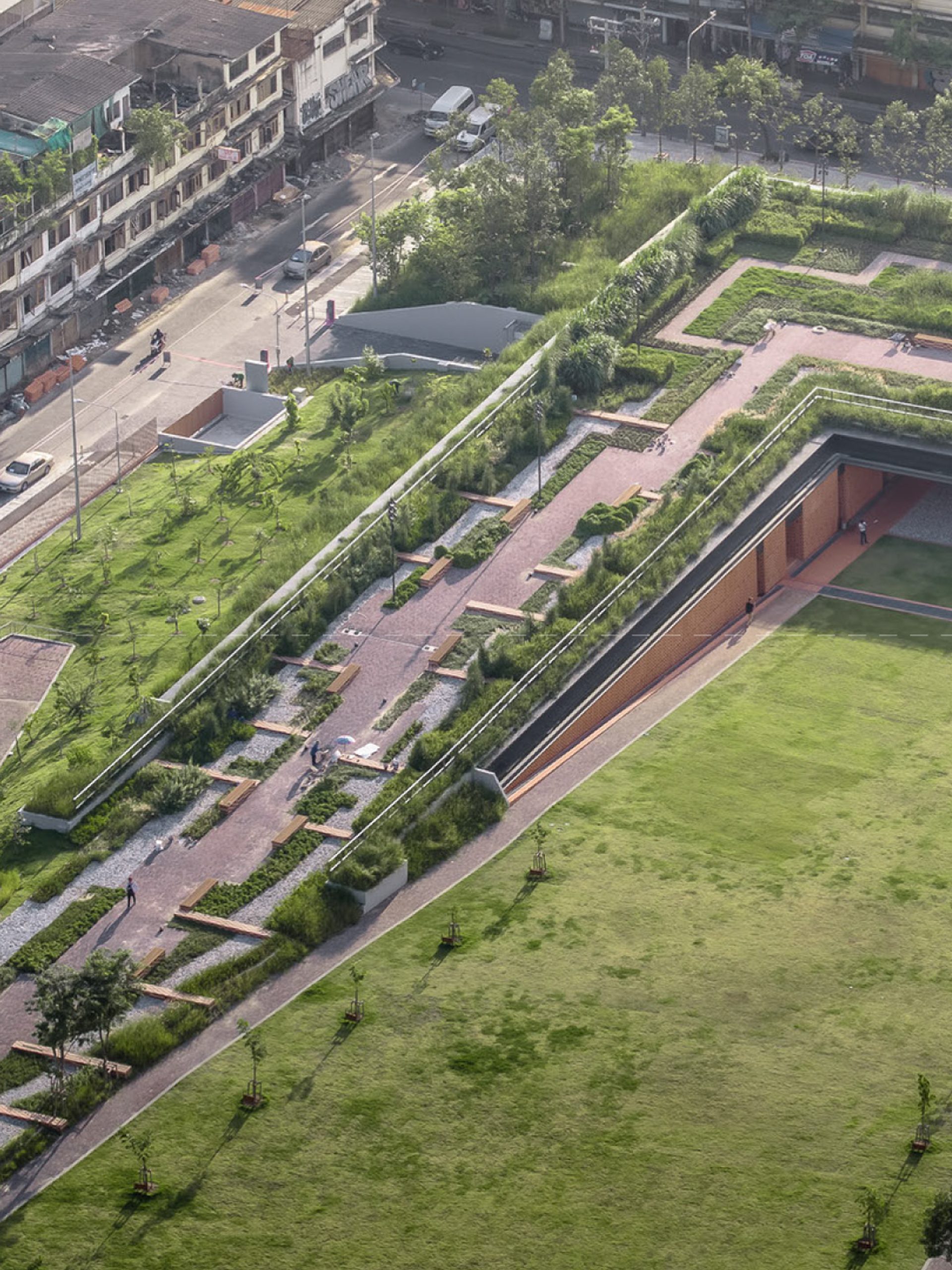 Porous Cities | Kotchakorn Voraakhom