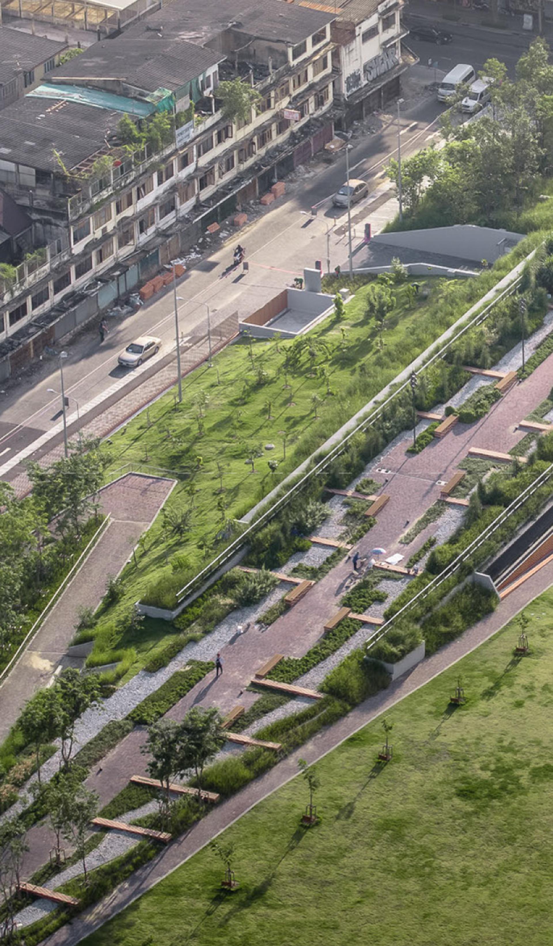 Porous Cities | Kotchakorn Voraakhom