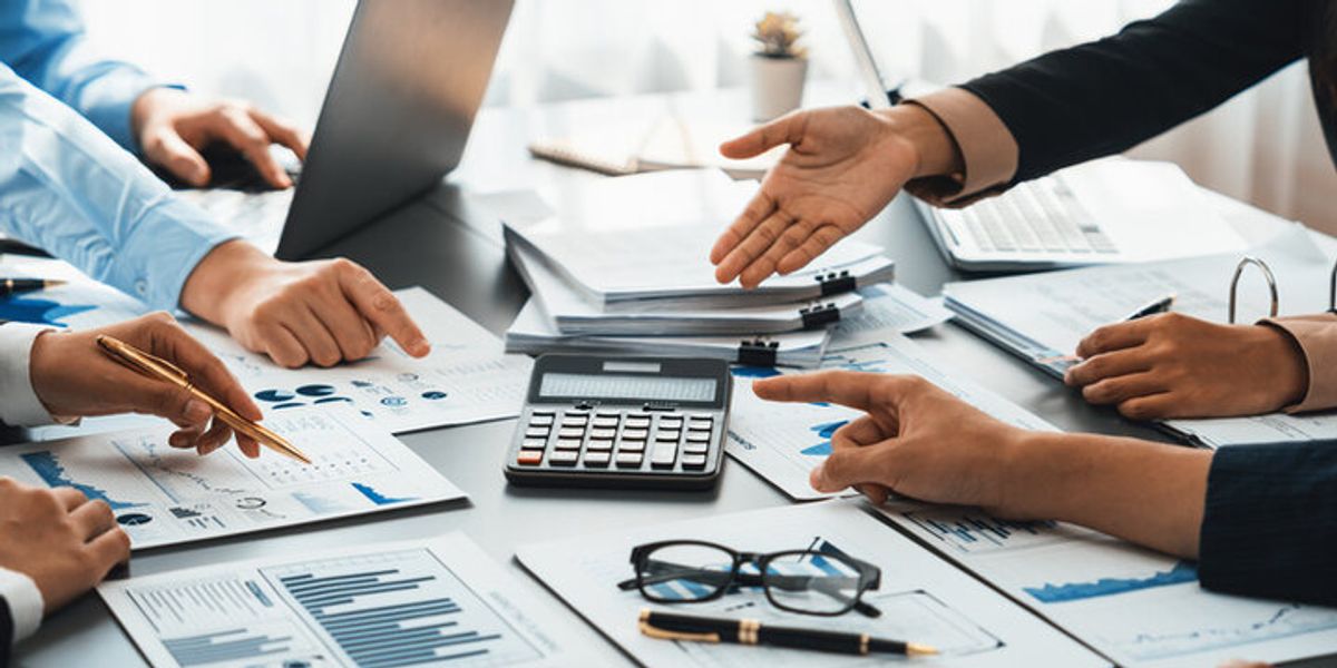 External Audits: A Director’s Guide from Planning to Sign-off