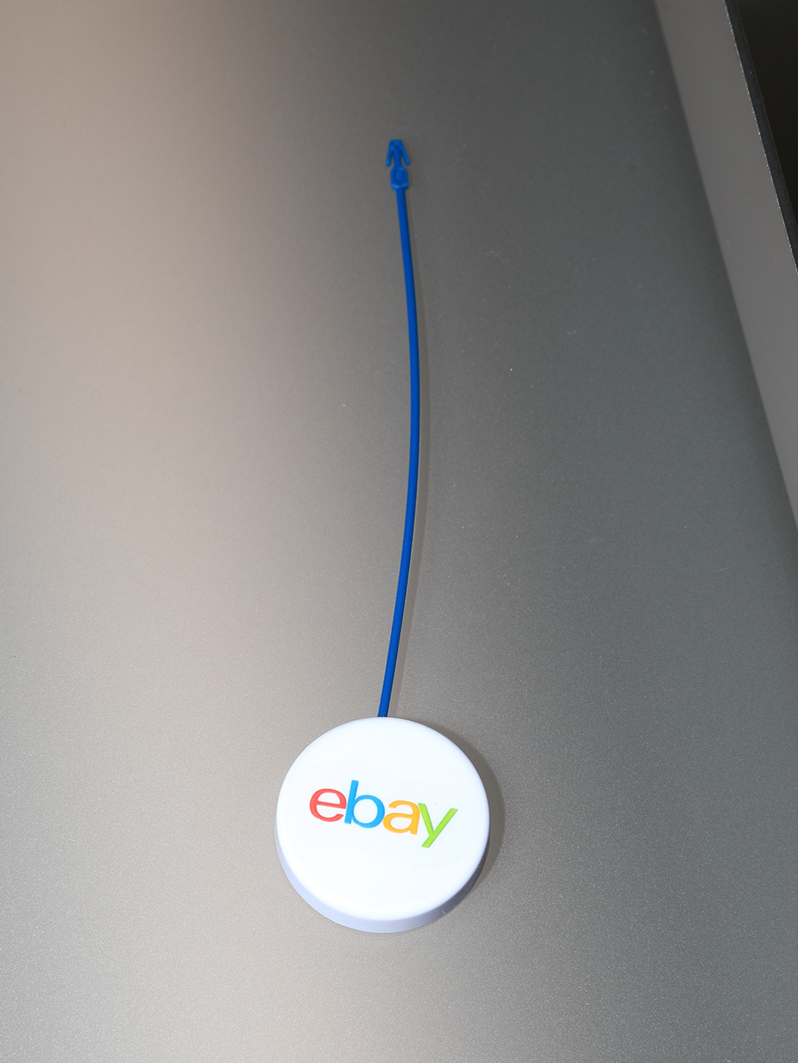 eBay ha portato la verifica di autenticità in Italia e Francia con listed*