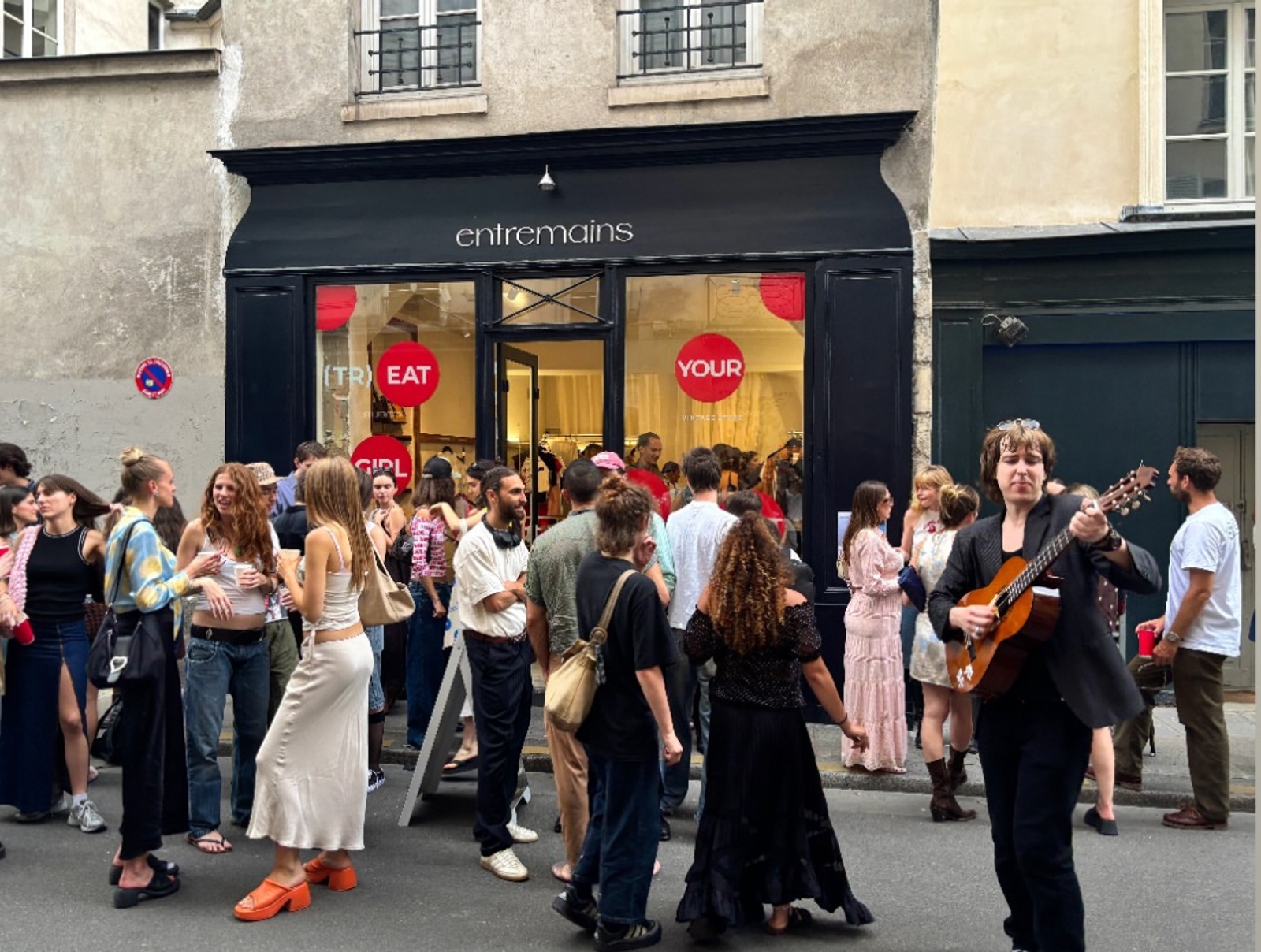 Costruire una community una t-shirt alla volta - Tito Rapito