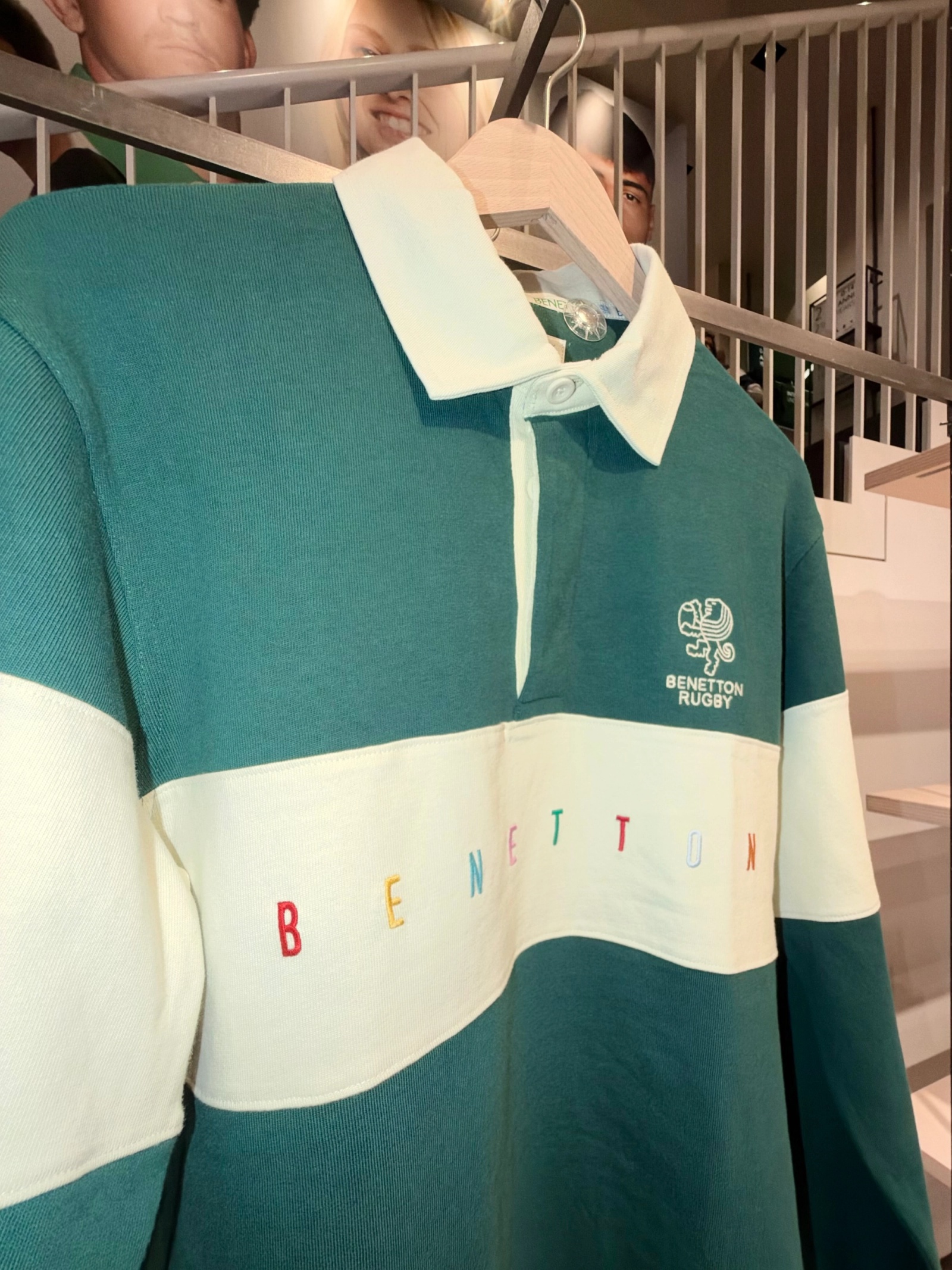 Benetton vuole farci tornare agli anni 80 con questa collezione da Rugby