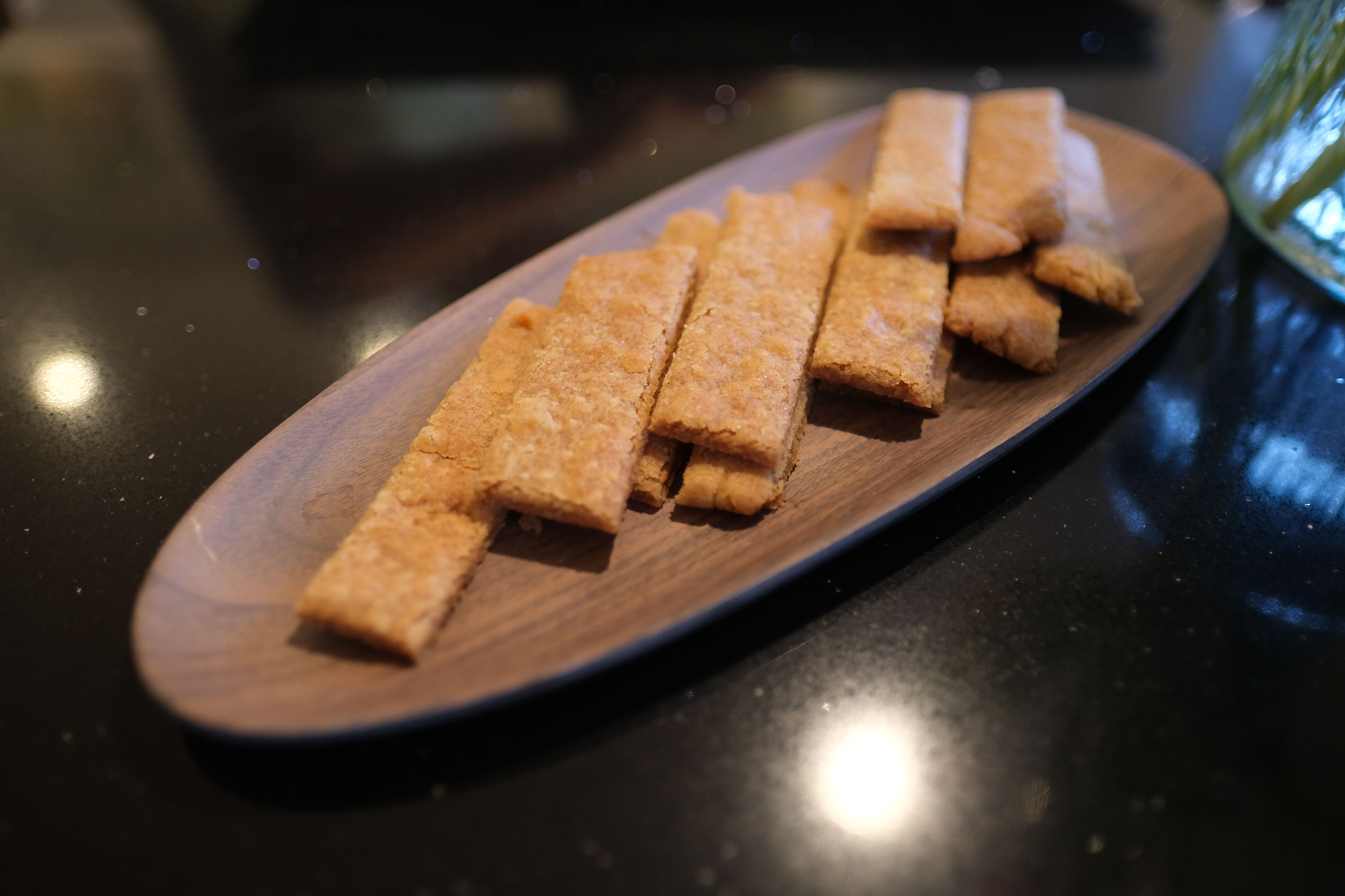 Ferdige brune pinner