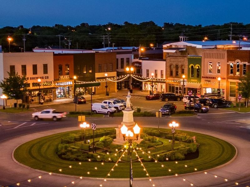 Lebanon, TN