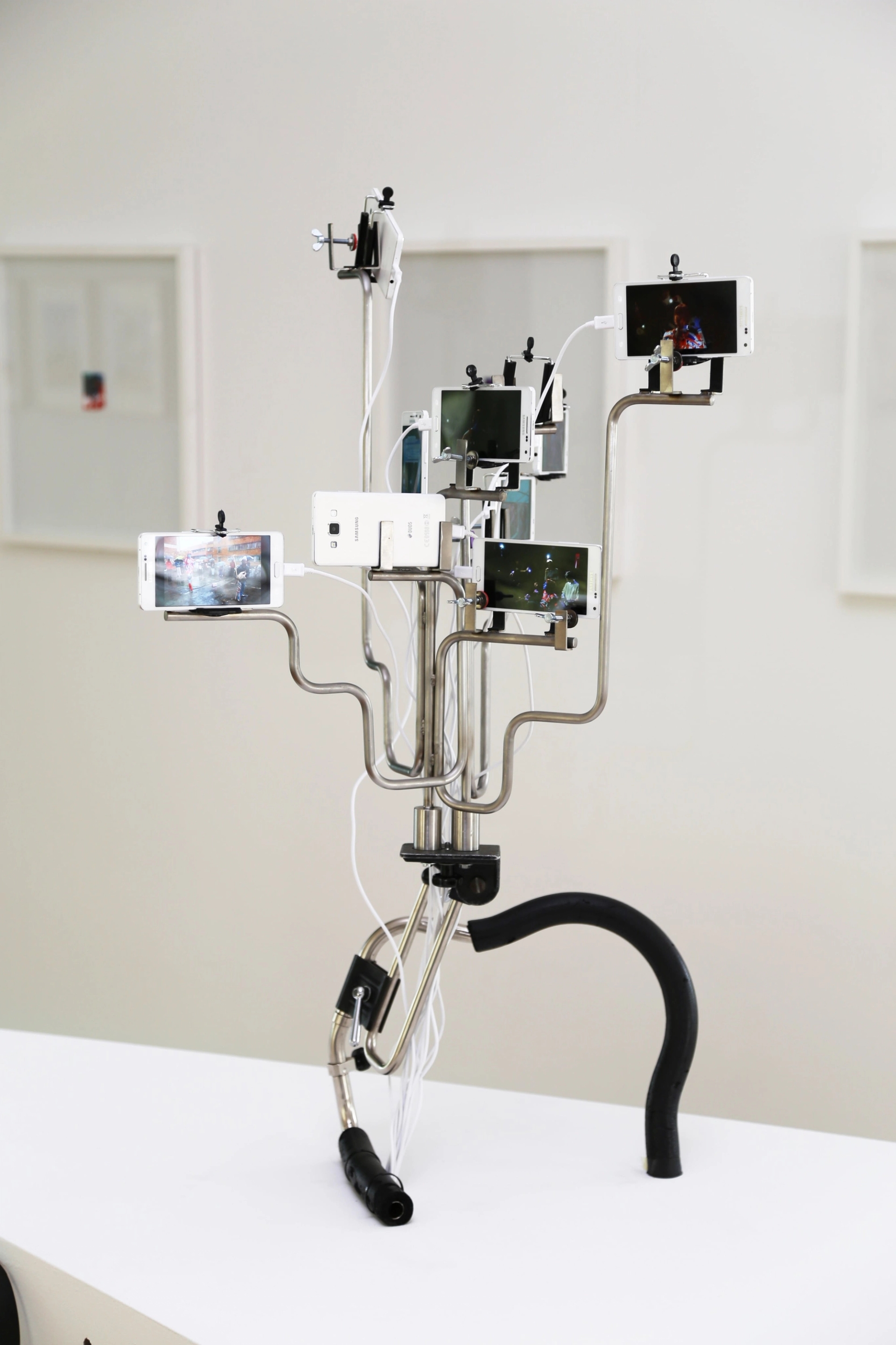 The smartphone as prosthesis, materializing the political economy. Museum Angewandte Kunst, Frankfurt am Main (2015).