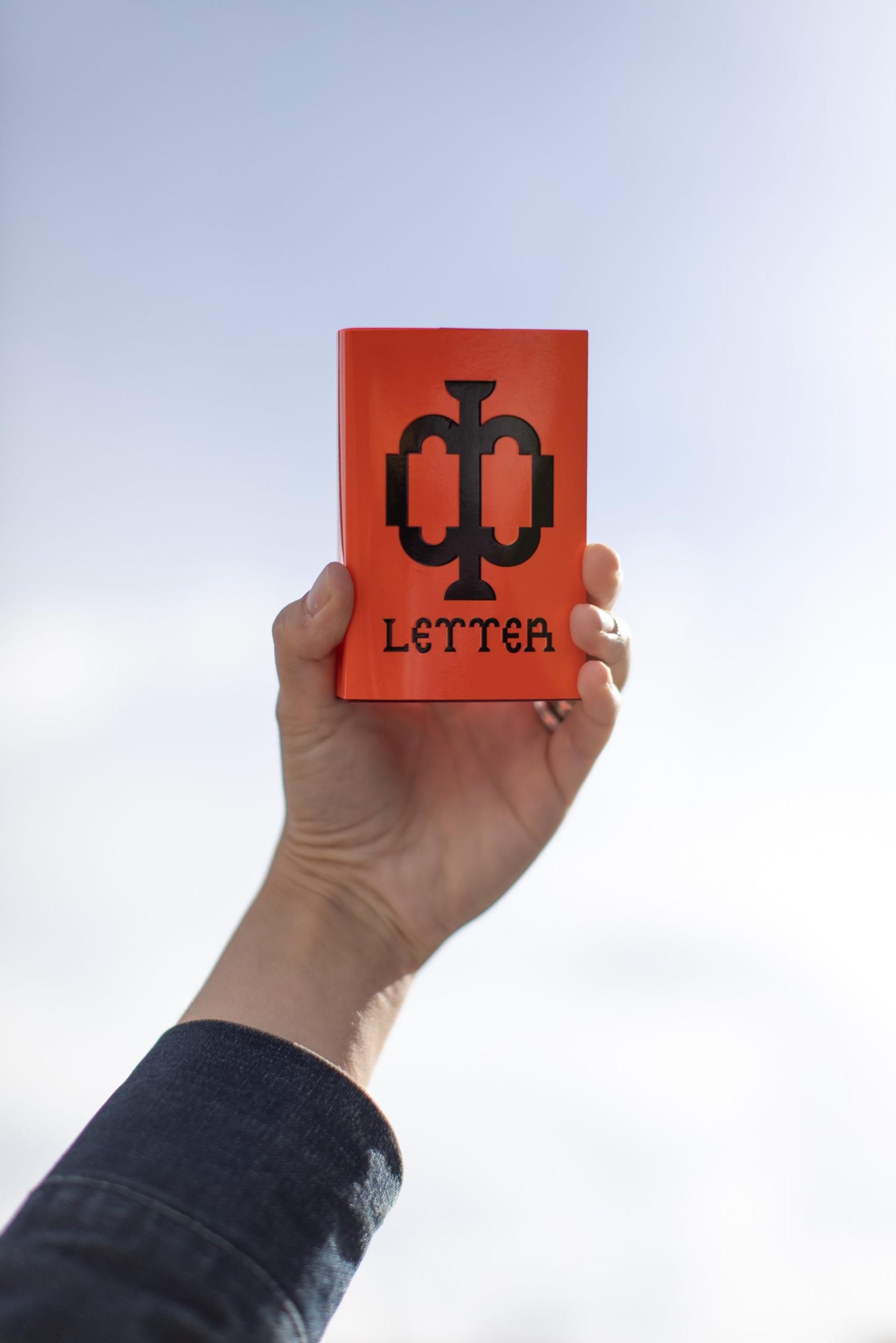 Books by ISOLARII: “Islands from which to view the world anew.”