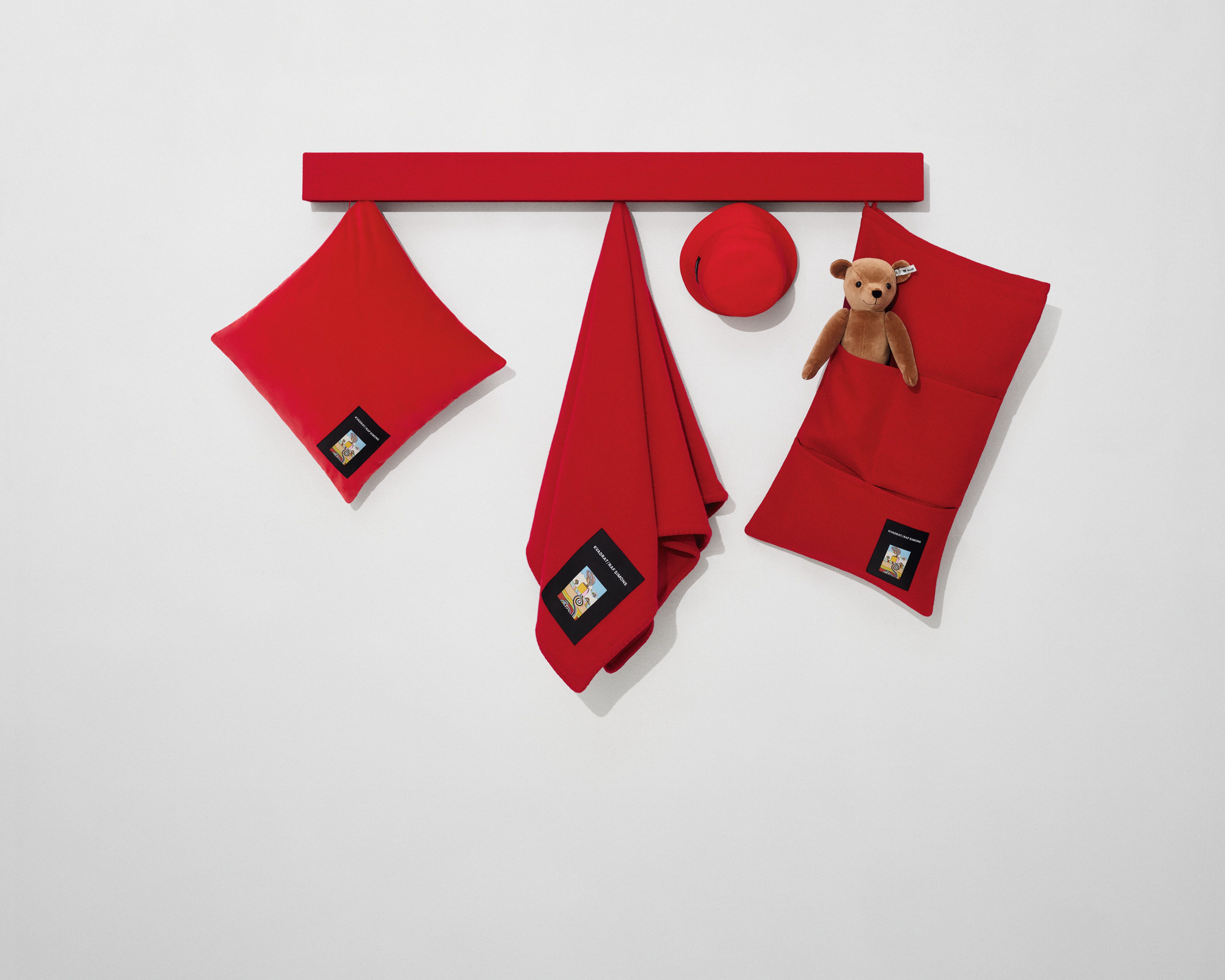 Raf Simons’ Teddy Bear: Kvadrat/Raf Simons AW 2025-26