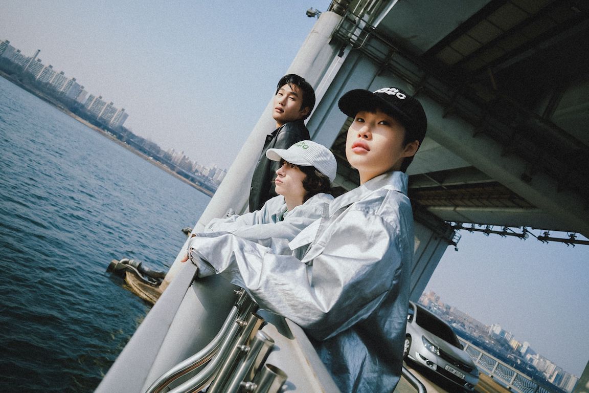 See 032c Readytowear's Spring/Summer Collection in SEOUL in a new COEVO Campaign