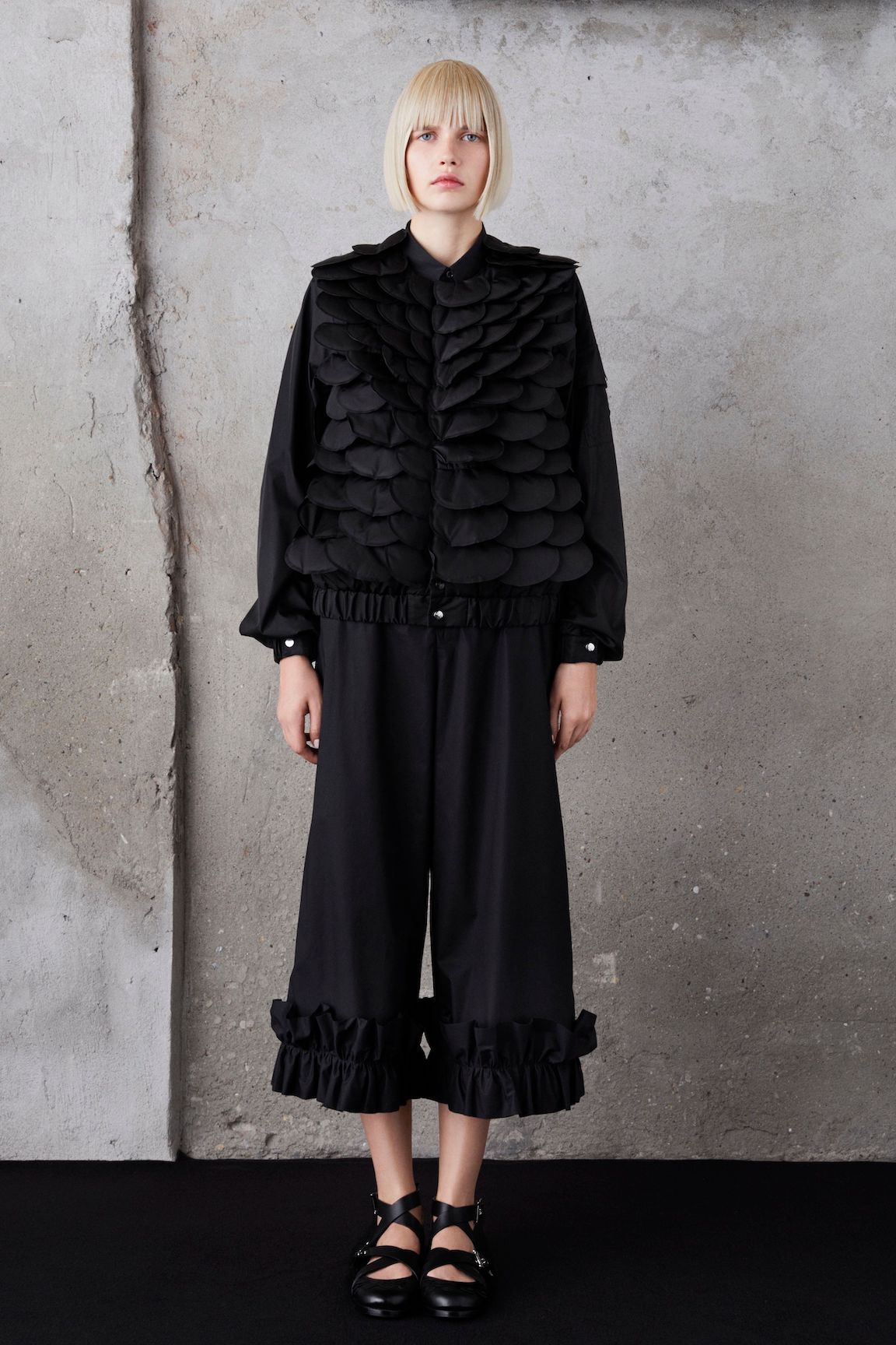 【週末限定セール】MONCLER × noir kei ninomiya 34 Moncler Genius' Next Chapter: NOIR KEI NINOMIYA | 032c