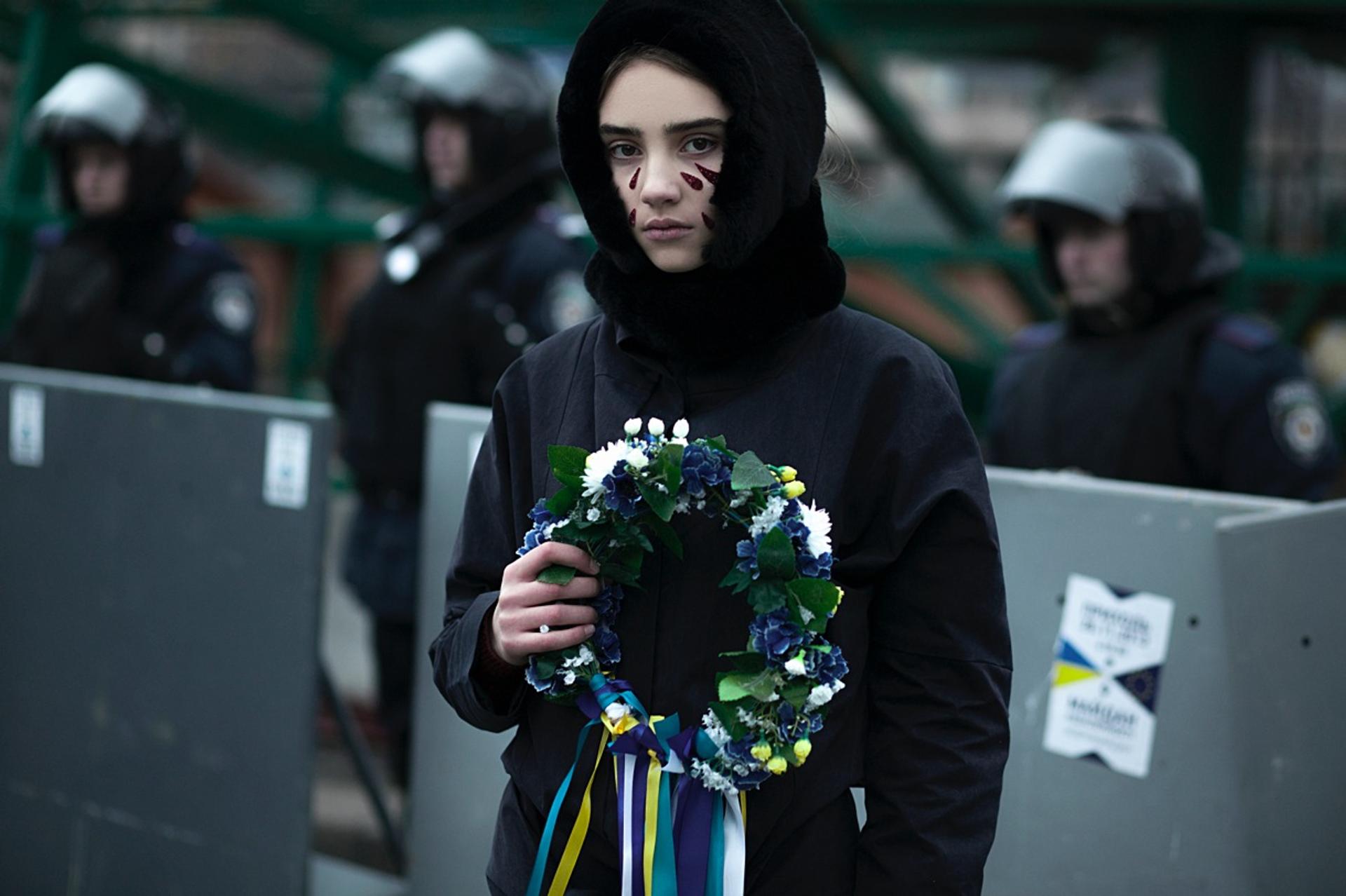FASHION DISSIDENCE: 16-Year-Old Ukrainian Photographer Shoots Protest Images in Kiev