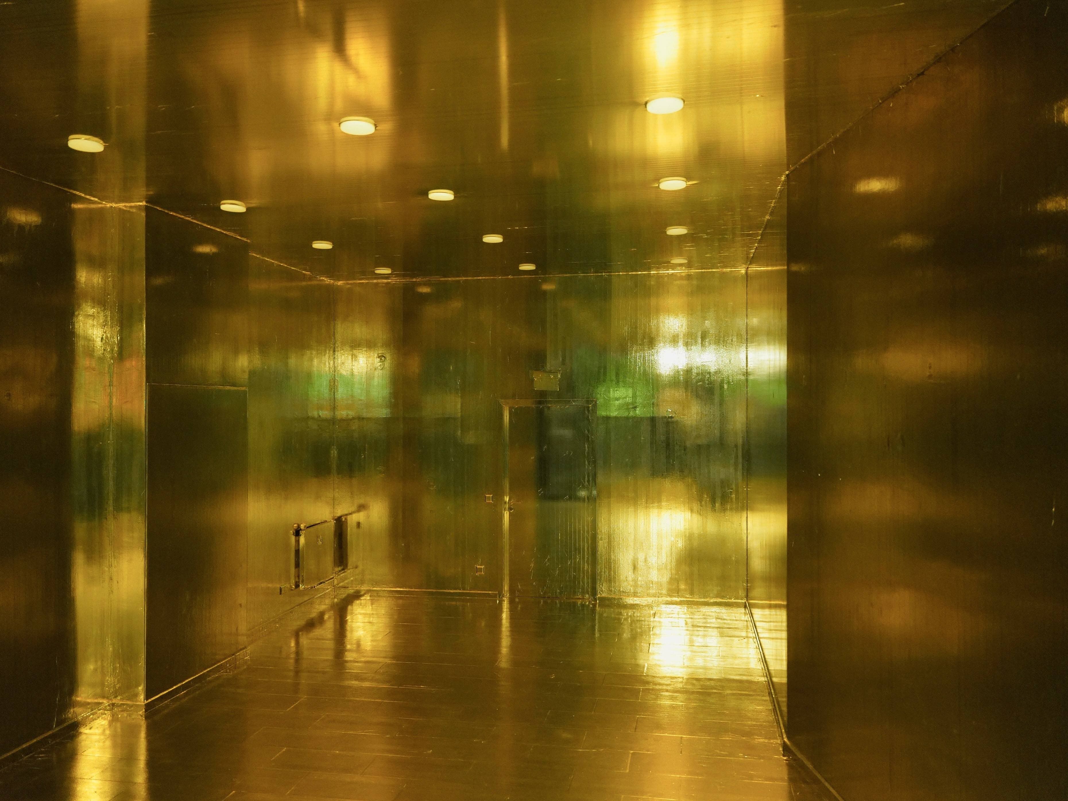 GOLDRAUM 1 by Hendrik Schneider and Tom Schneider