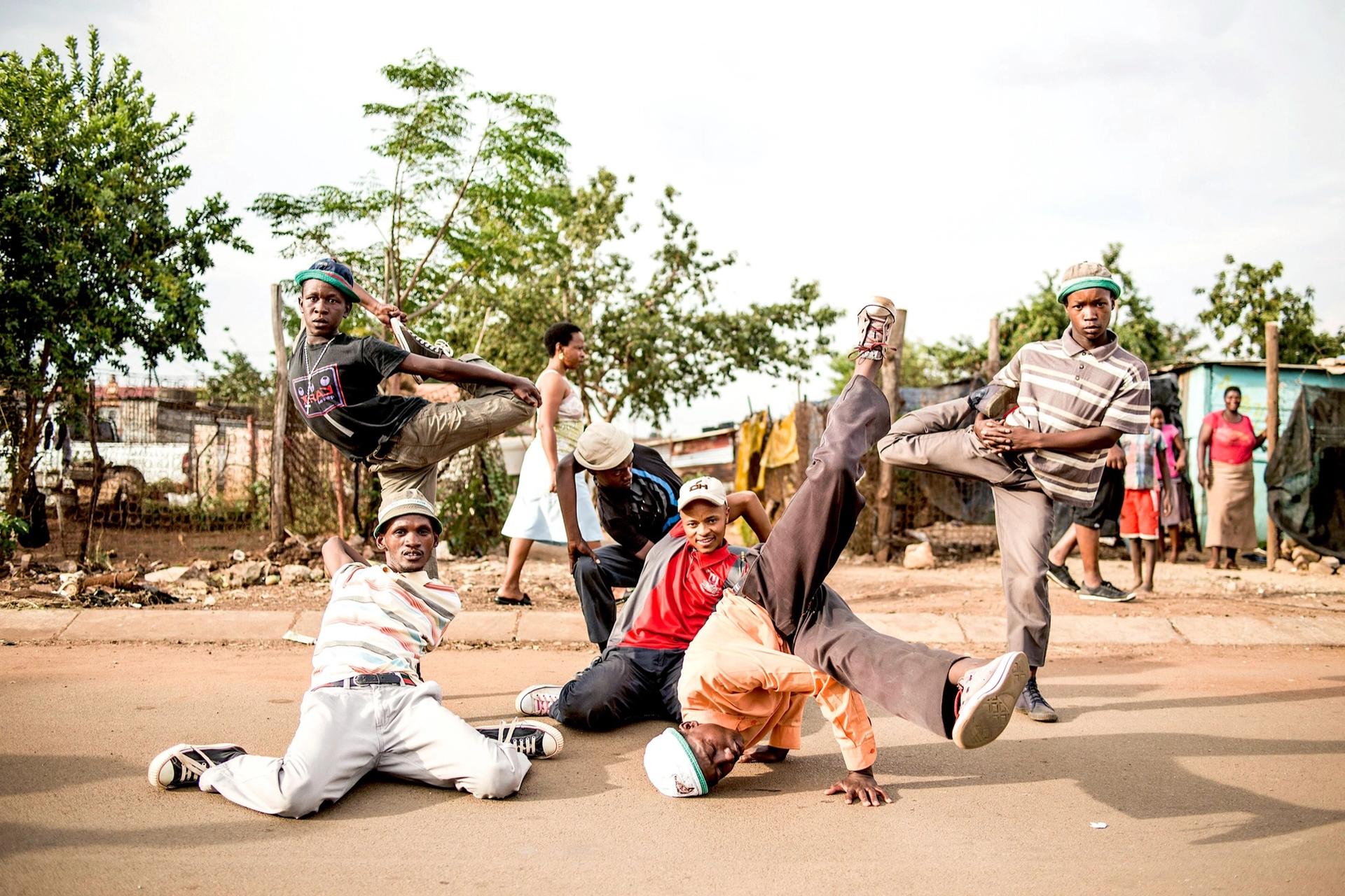 Ten Cities: Clubbing in Nairobi, Cairo, Kyiv, Johannesburg, Berlin, Naples, Luanda, Lagos, Bristol, and Lisbon (1960 – March 2020)