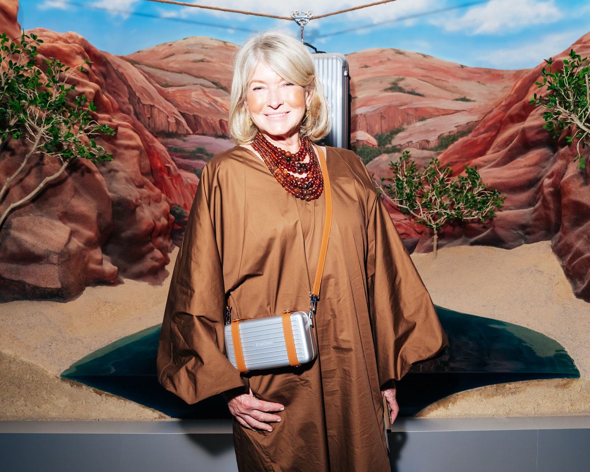 ★脳内休憩中ＲＩＭＯＷＡ旧ロゴ完売です。  2024年産福岡の米10kg RIMOWA】限定 Lufthansa Classic Cabin アルミニウム 4輪