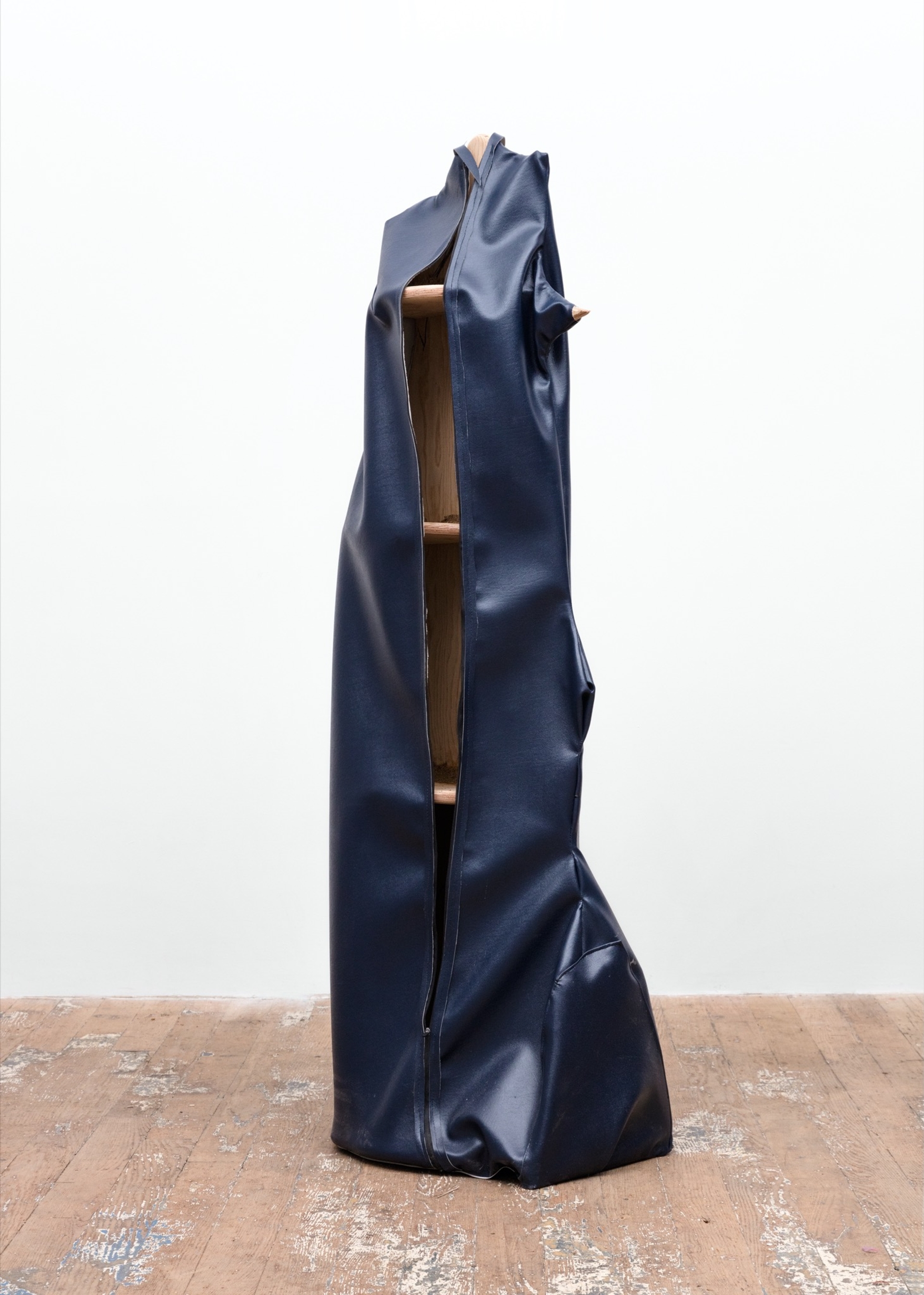 Jessi Reaves, Rules Around Here (Waterproof Shelf), 2016. Plywood, vinyl, zippers, marker 64 × 29 × 20 in. (162.56 × 73.66 × 50.80 cm) Courtesy the artist, Herald St, London and Bridget Donahue NYC. Photo: Andy Keate.
