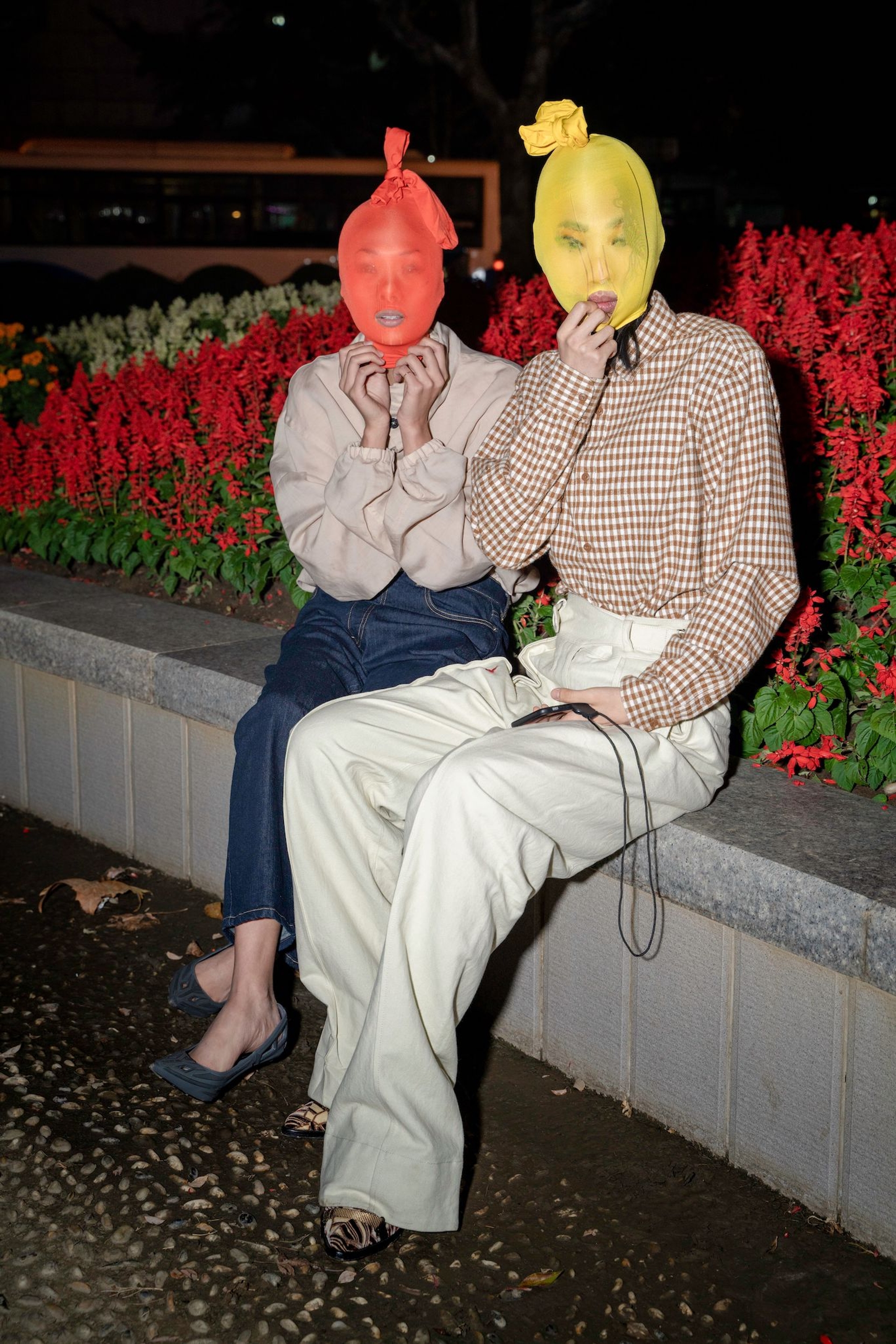 left: shirt JIL SANDER jeans KATHARINE HAMNETT shoes BALENCIAGA right: shirt CARHARTT pants LEMAIRE shoes CHLOÉ tights WOLFORD