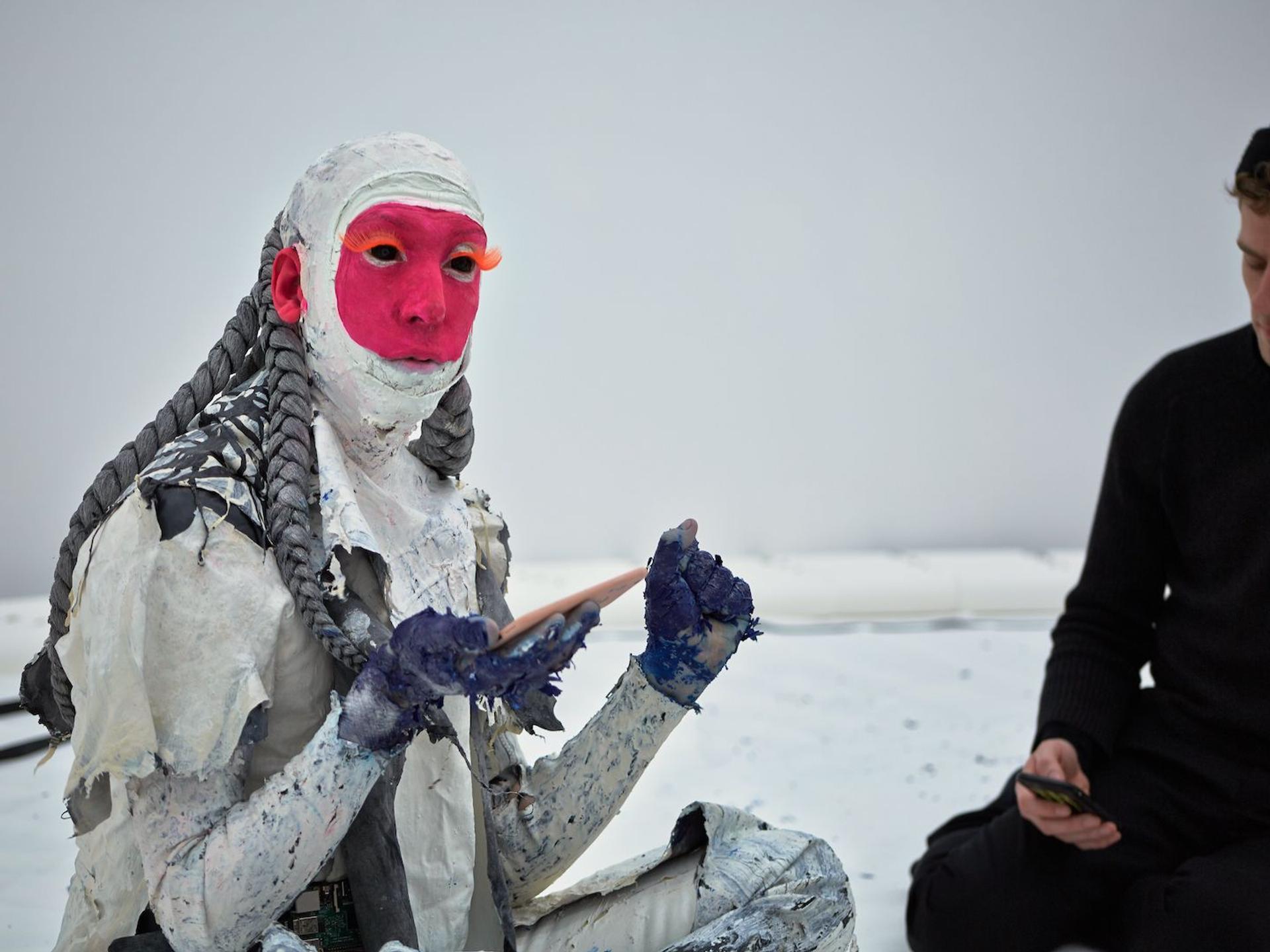 JOHANNES PAUL RAETHER is Queen of the WORLDWIDEWITCH Community