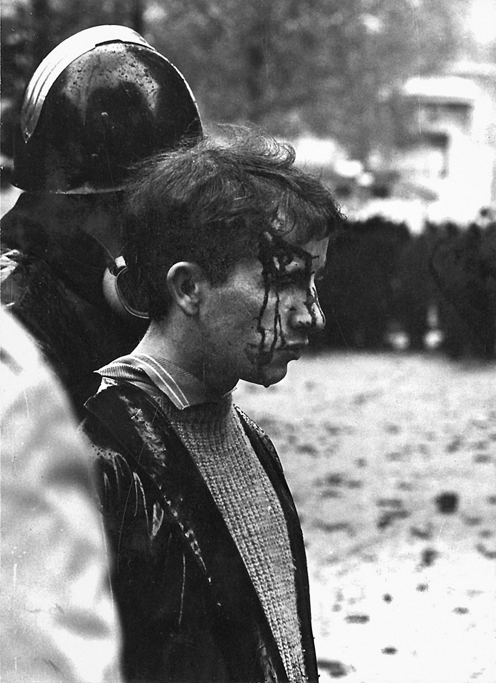 The ruling authority looks at the actors of the insurrection as legal persons who must be identified in order to be brought to justice.	

Police photography, © Préfecture de Police de Paris, Paris May 1968.