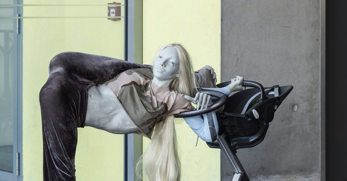 Twisted Femmes: ANNA UDDENBERG's Uncompromising Sculptures | 032c