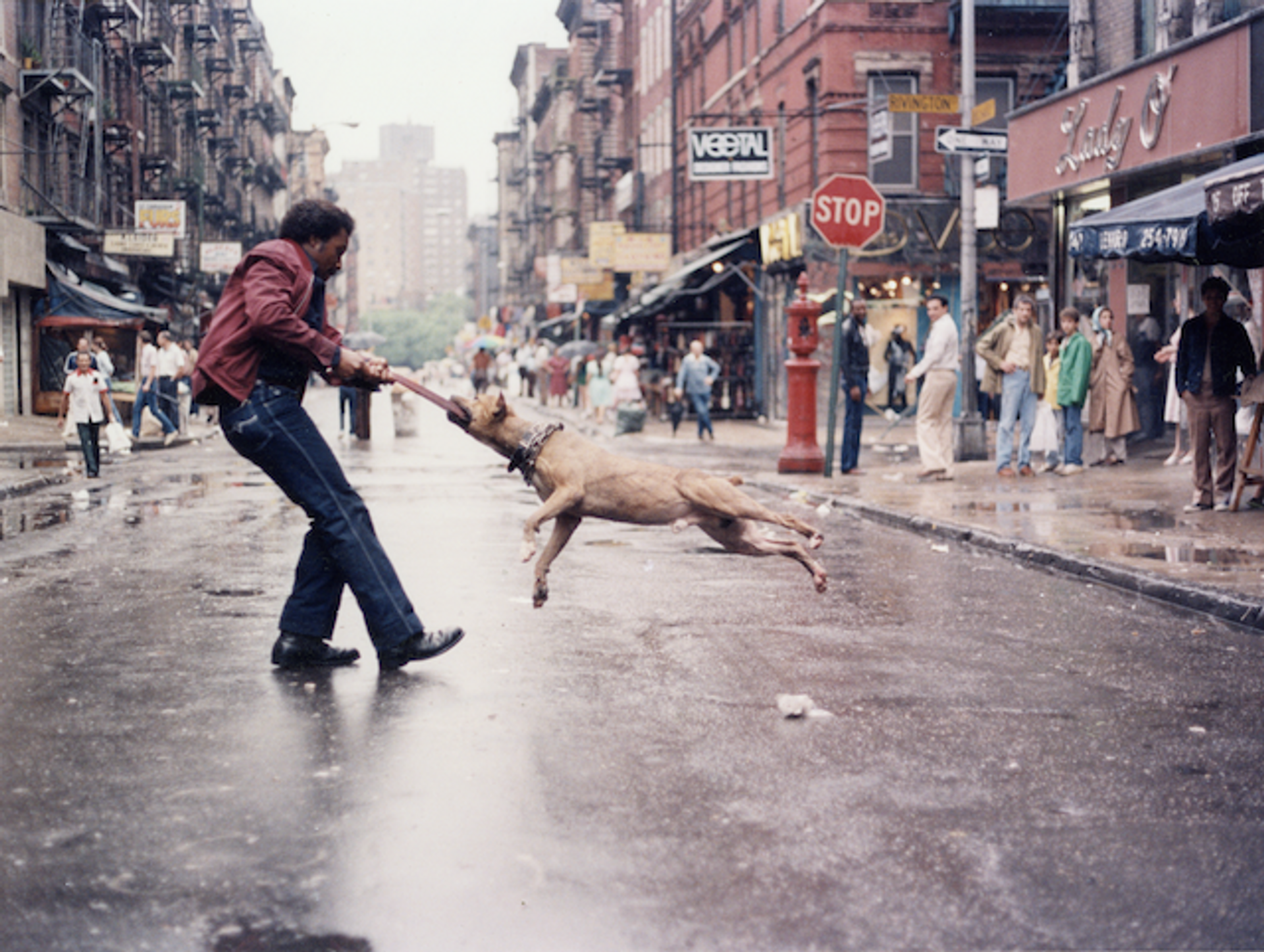 Jamel Shabazz, Man and Dog, Lower East Side, Manhattan, 1980. Courtesy of the artist.