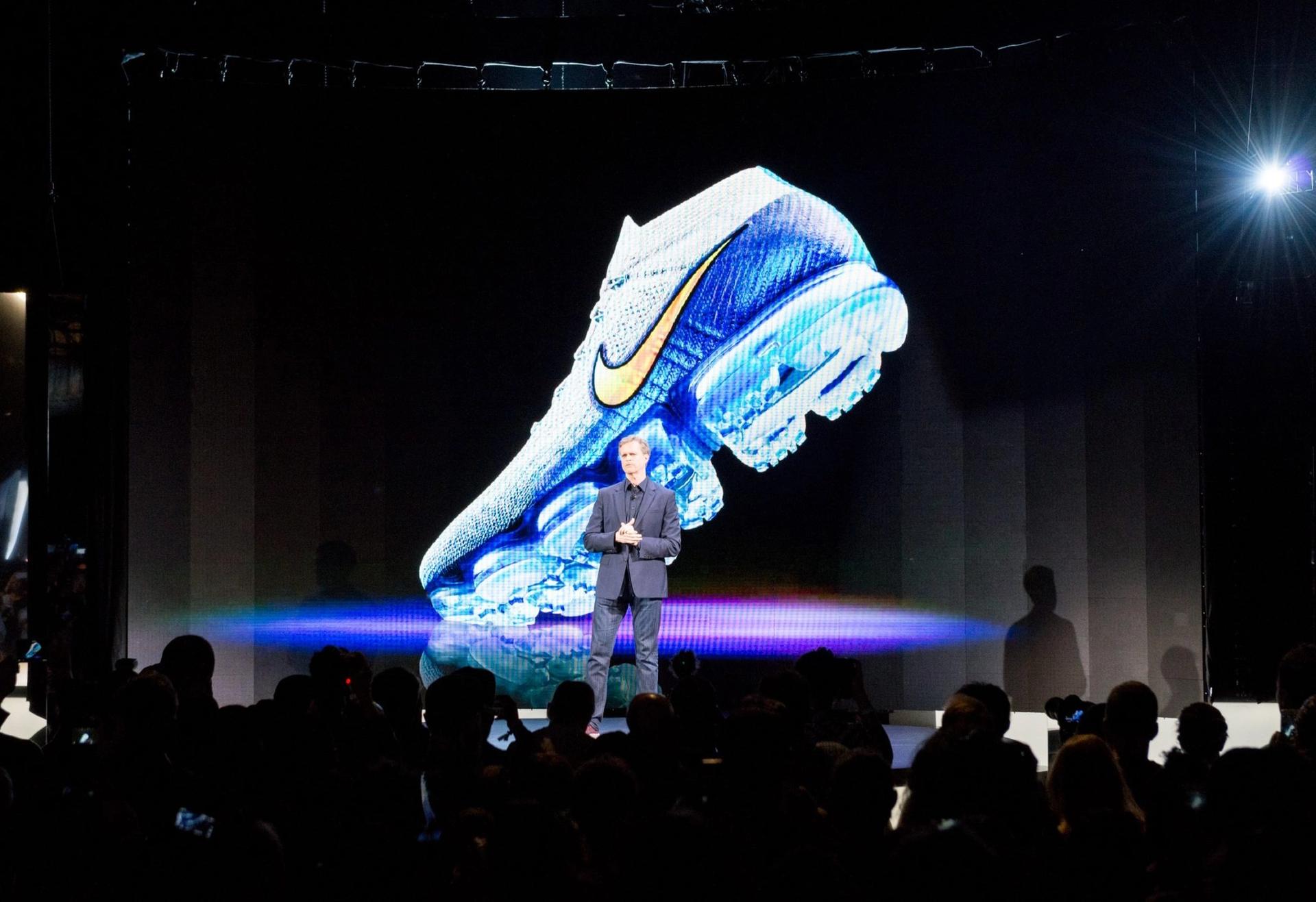 Nike in 2016 – Strengths, Weaknesses, Opportunities, Threats