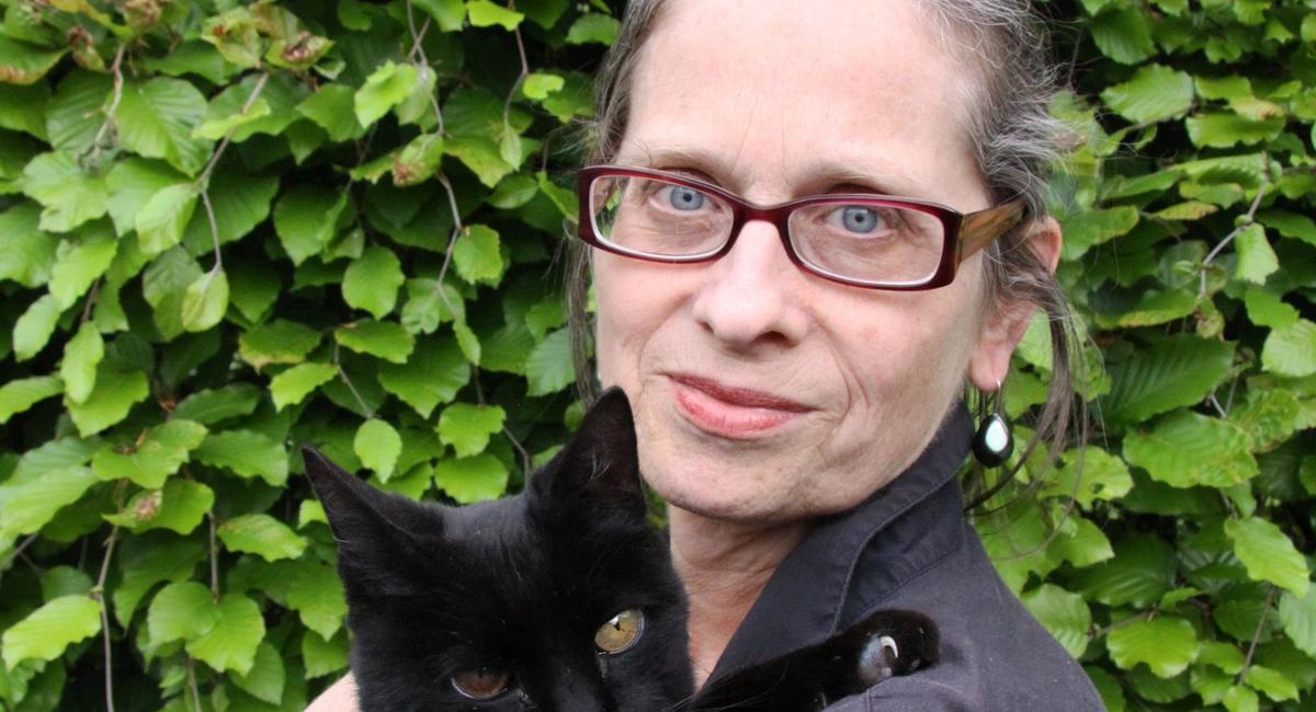 LYDIA DAVIS Storytelling, a Strange Impulse 032c