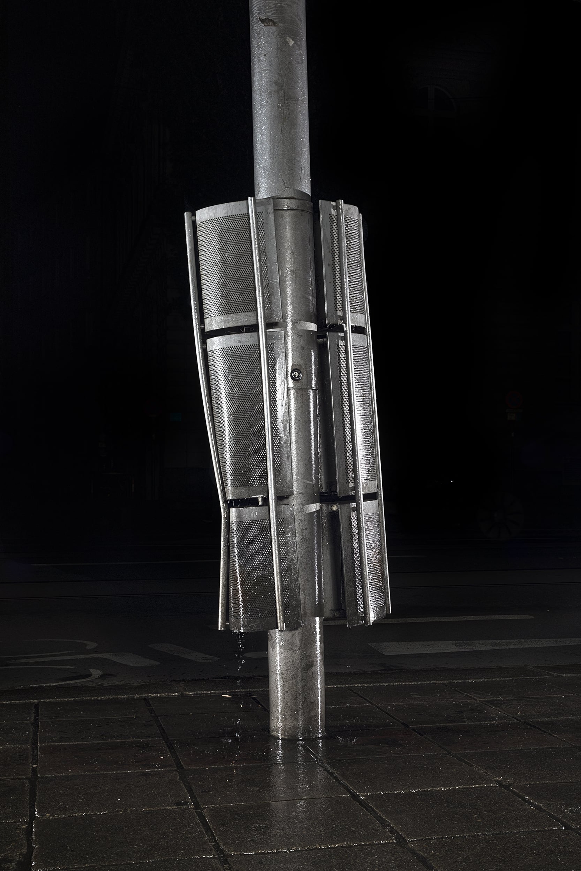 On Museumstrasse in Innsbruck, Austria, steel structures attached to lamp posts prevent bikes being locked to them. Photo: Julius-Christian Schreiner