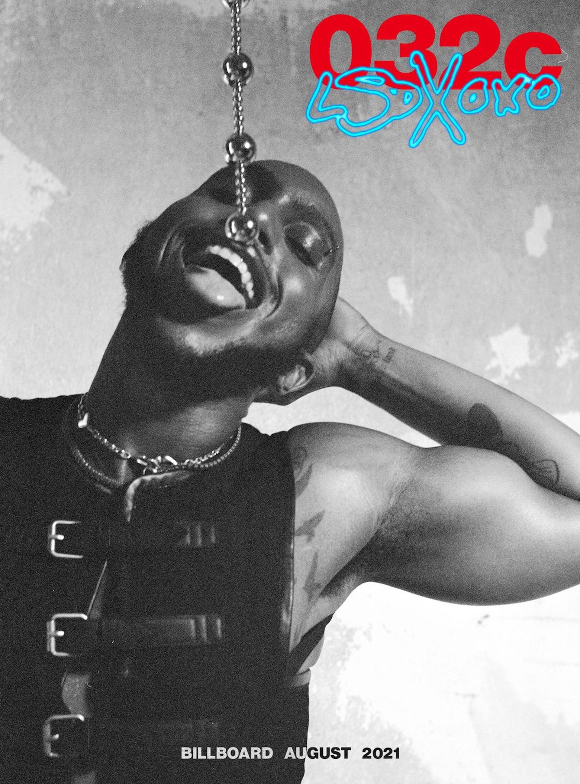 LSDXOXO: Staging the Full Fantasy