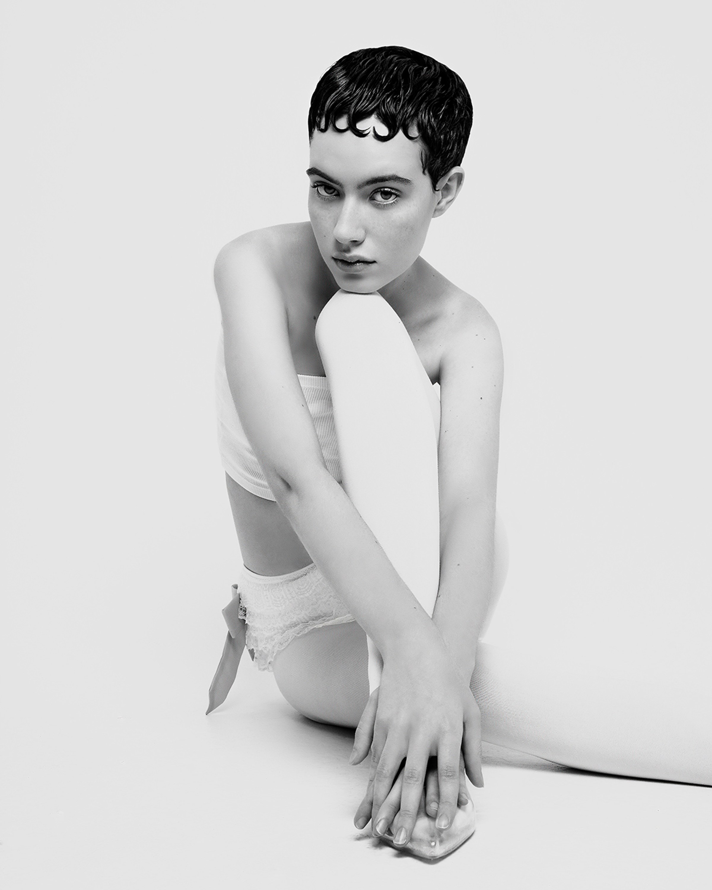 MODEL TEST — Antoinettes, image 2.1