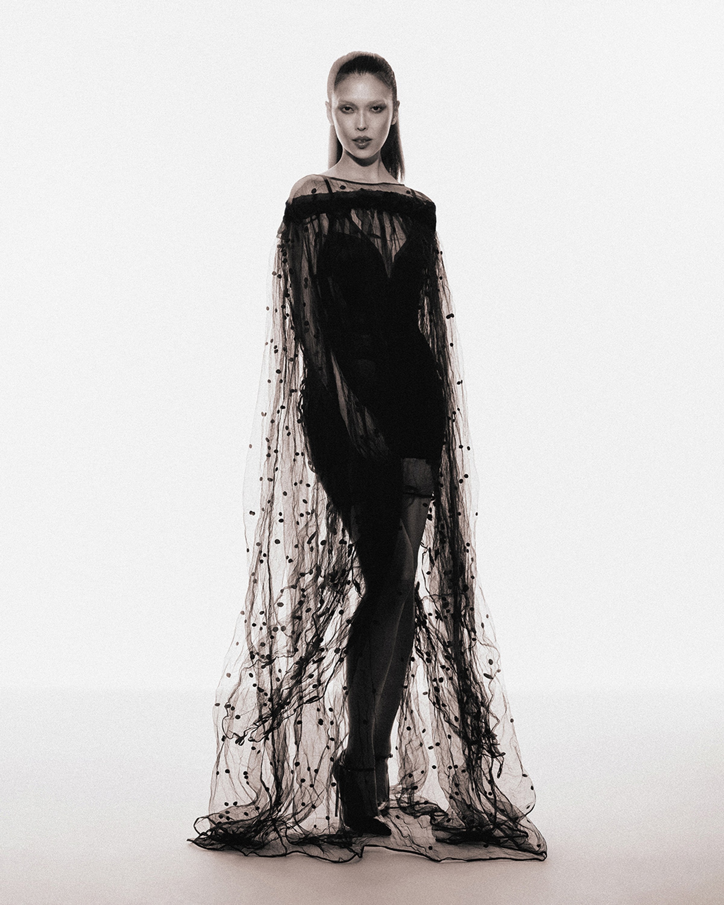 IRK Magazine — Flamenco Noir, image 3.2