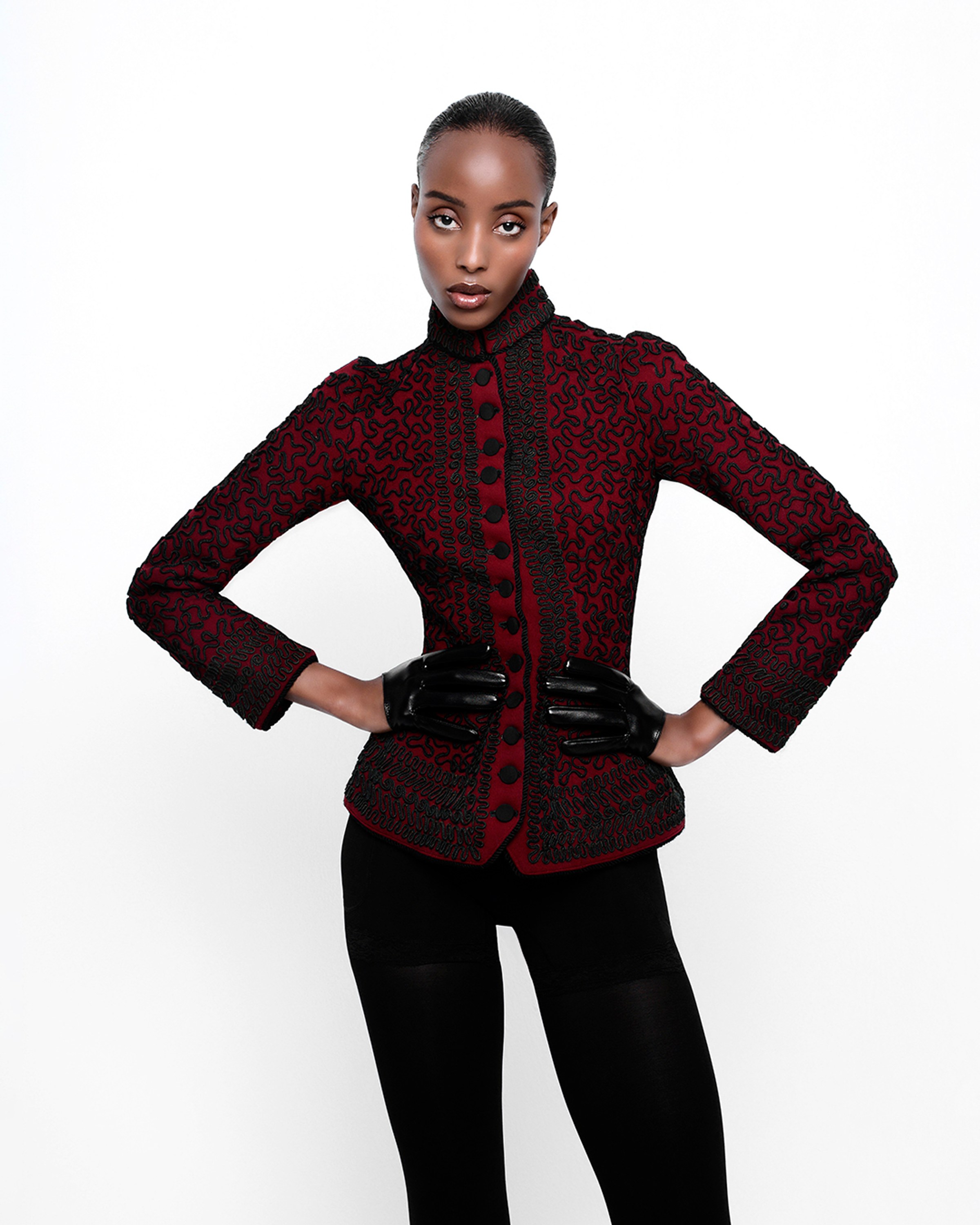 MODEL TEST — Antoinettes, image 3.2