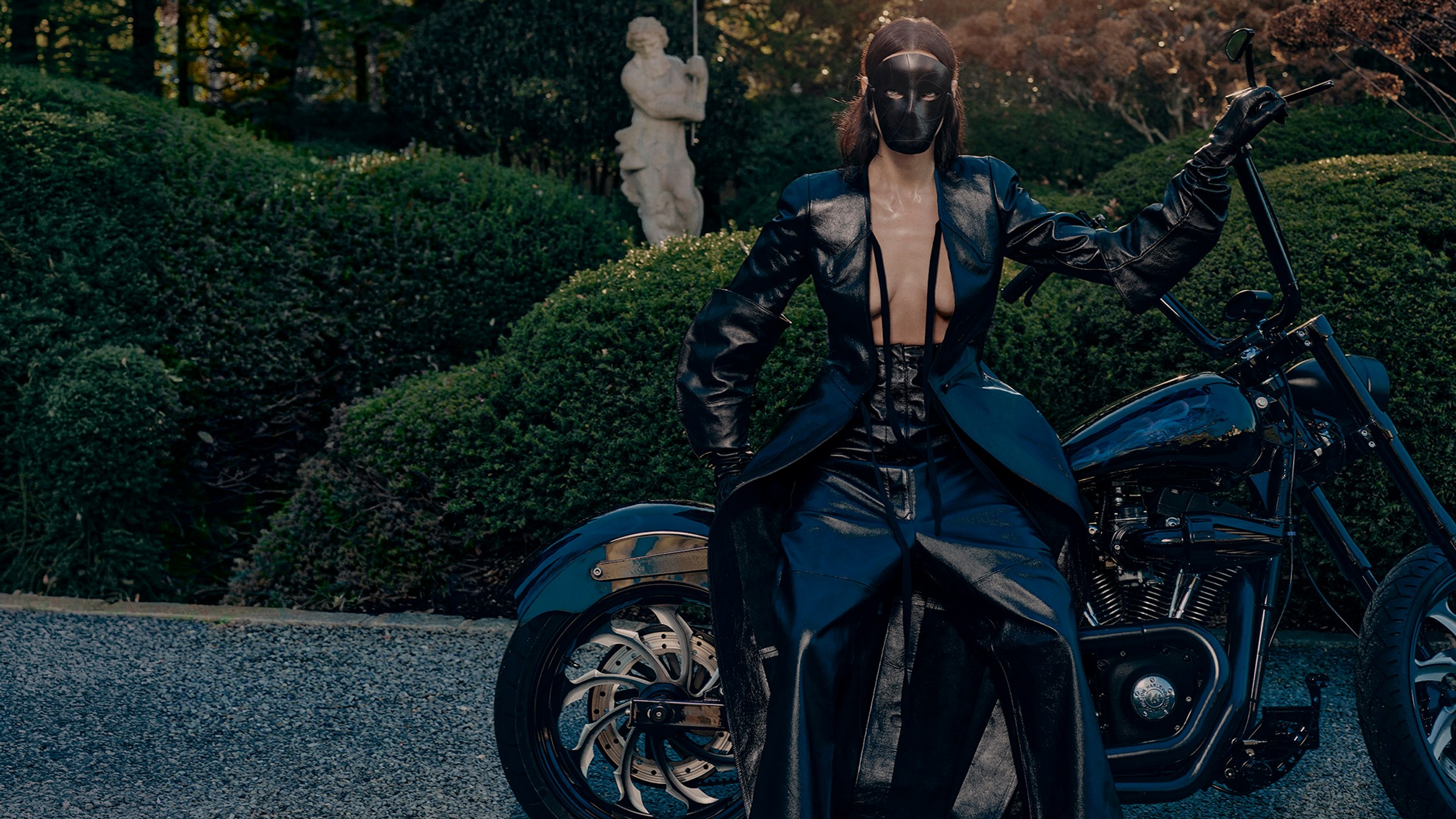 V MAGAZINE `158 — Irina Shayk, image 2.1