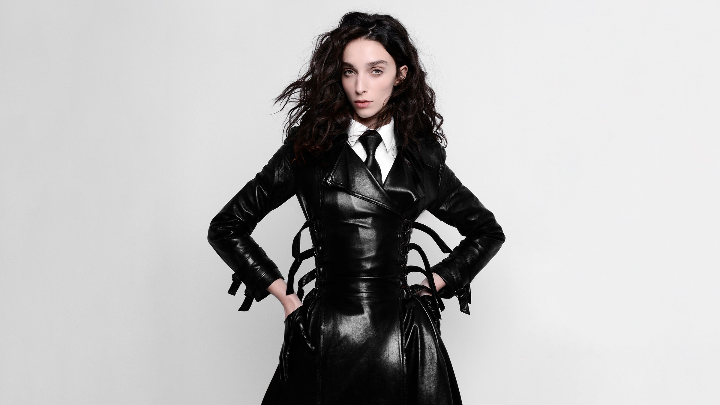 MODEL TEST — Antoinettes