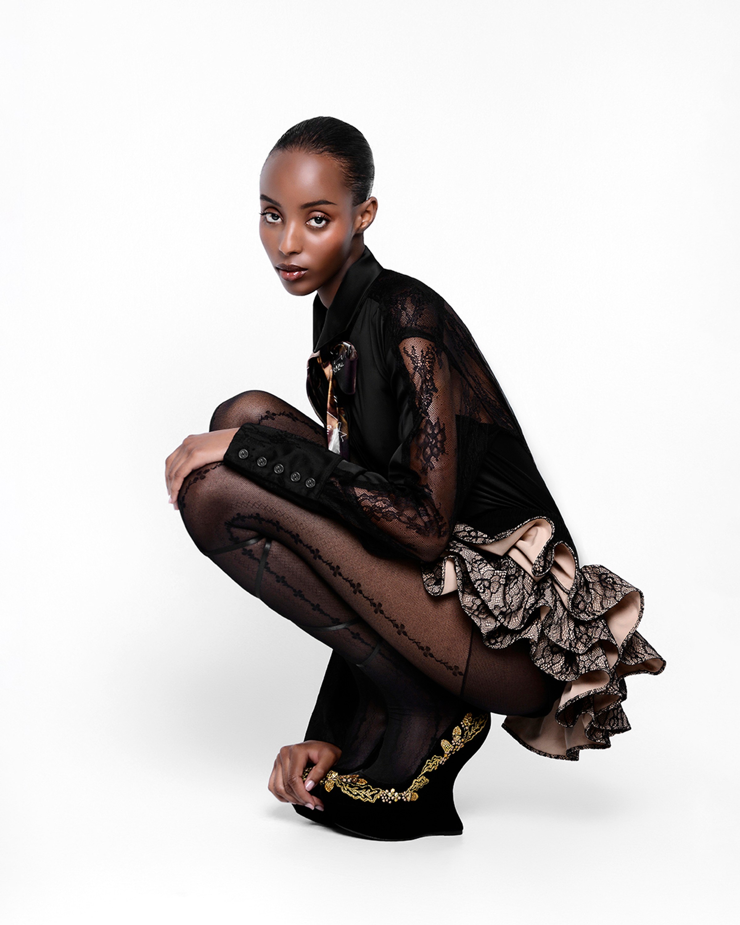 MODEL TEST — Antoinettes, image 2.1