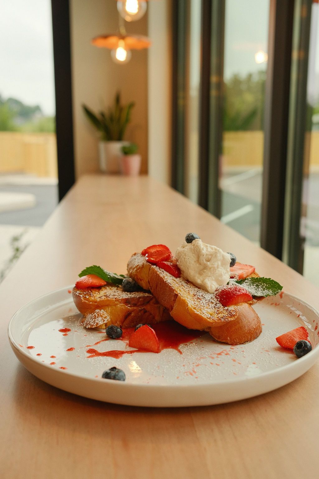 OddBird Neighborhood Café photograph published on its official website.