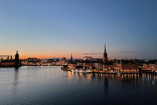 Effektiv hemstädning i Stockholm: Så förenklar du vardagen