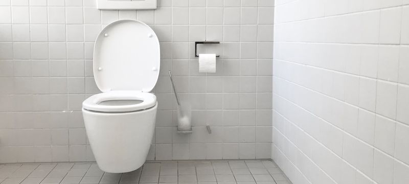 Gul toalett? Så tar du bort missfärgningen på riktigt