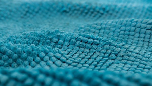 Mikrofiber eller bomullstrasa: vilken är miljövänligast?