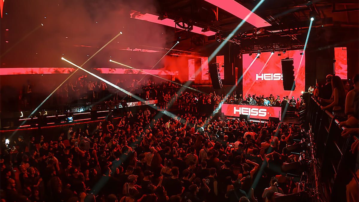 Hevo x Tomorrowland 別注 BRINDISI size48 Hevo x Tomorrowland 別注 BRINDISI size48 【公式通販】