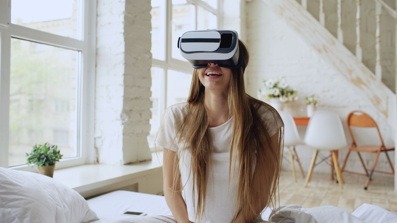 A learner wearing a virtual reality headset during an immersive practice session