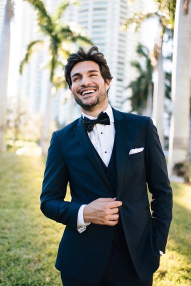 Navy Peak Lapel Tuxedo